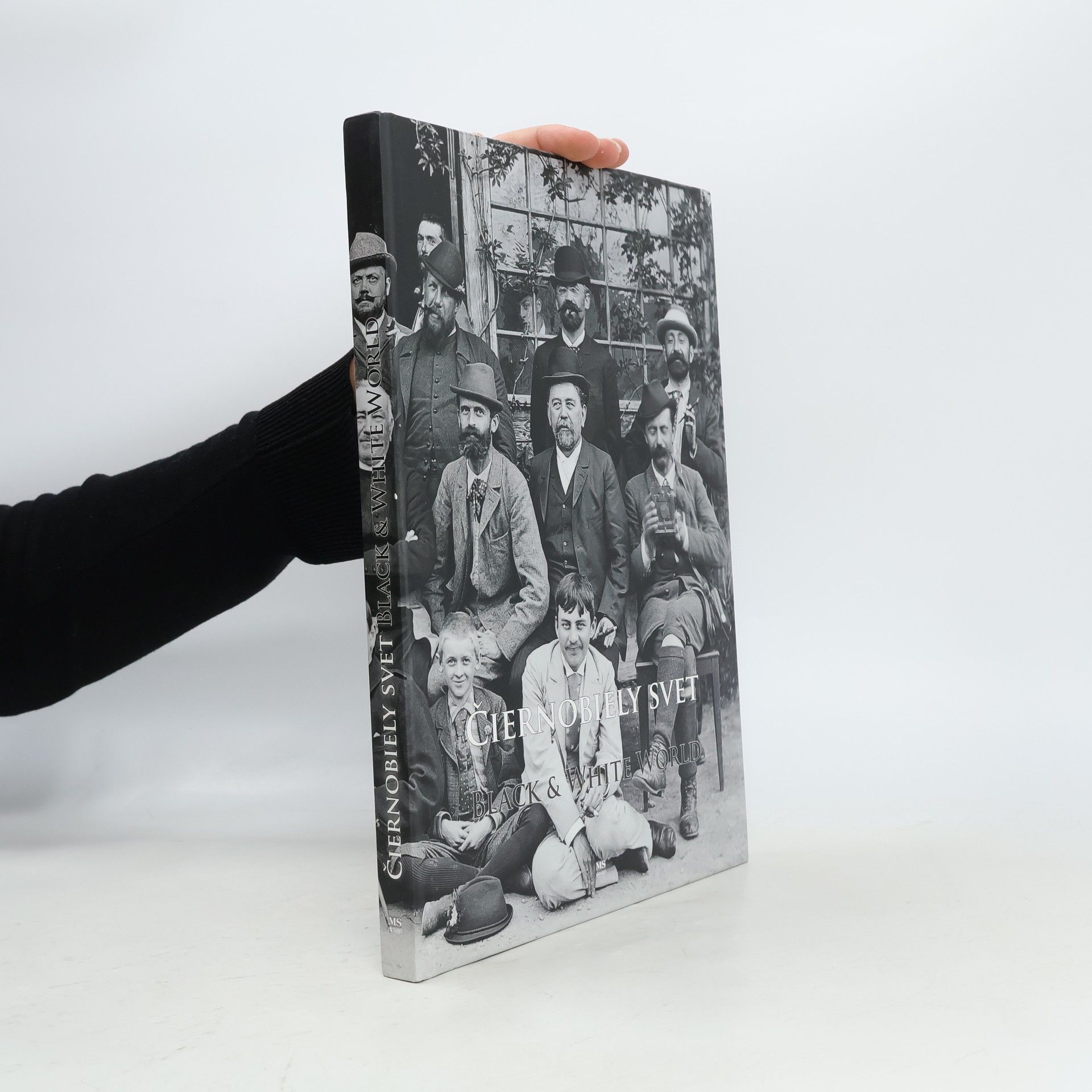 Marián Pauer Čiernobiely svet / Black & white world