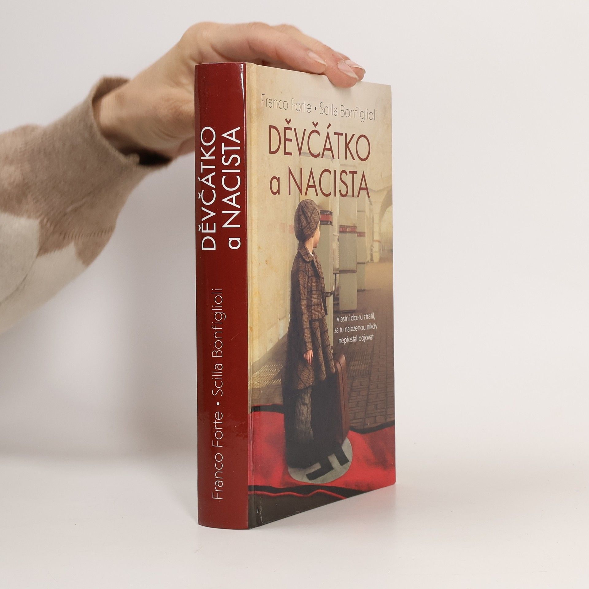 Scilla Bonfiglioli Děvčátko a nacista