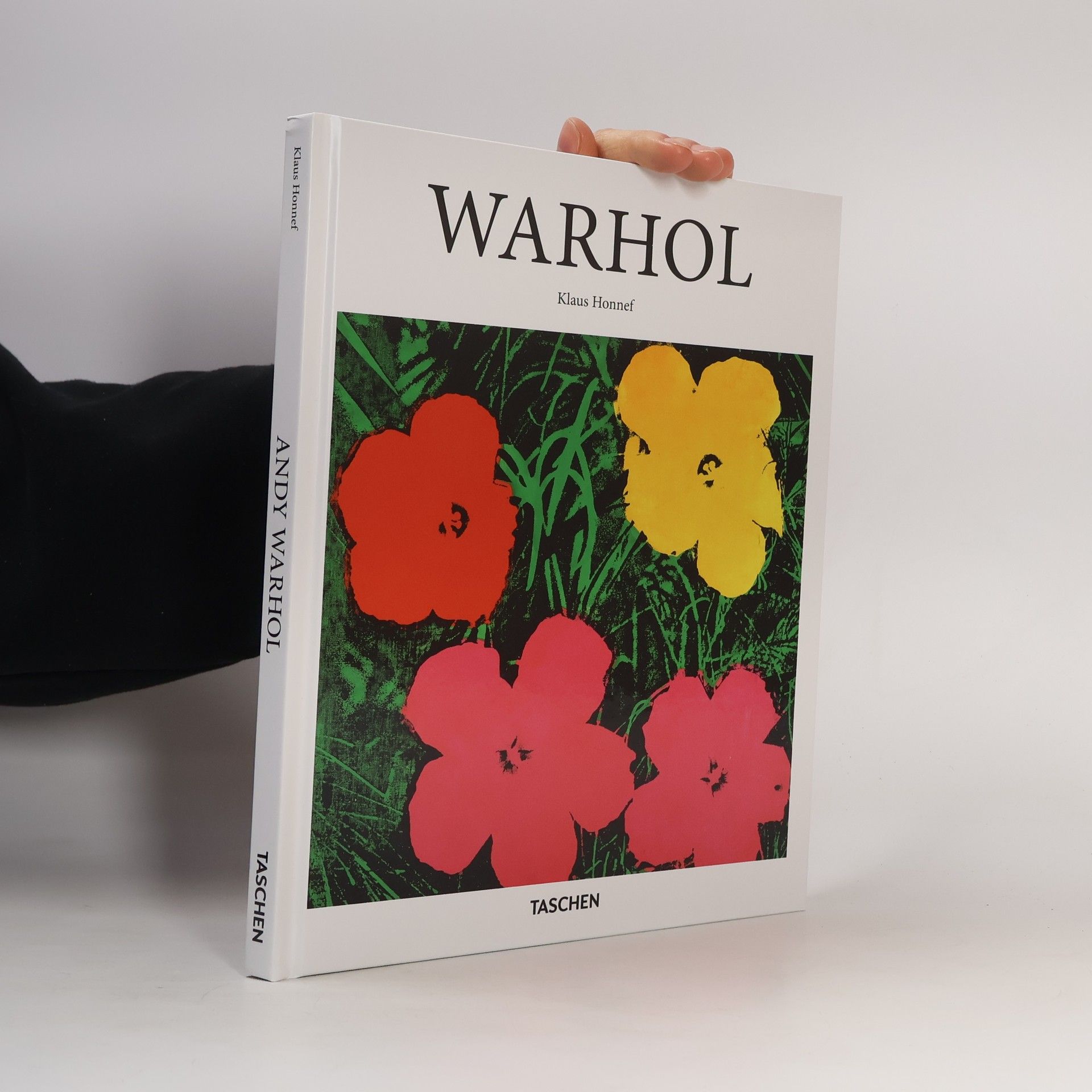 Klaus Honnef Andy Warhol 1928-1987: Commerce into Art