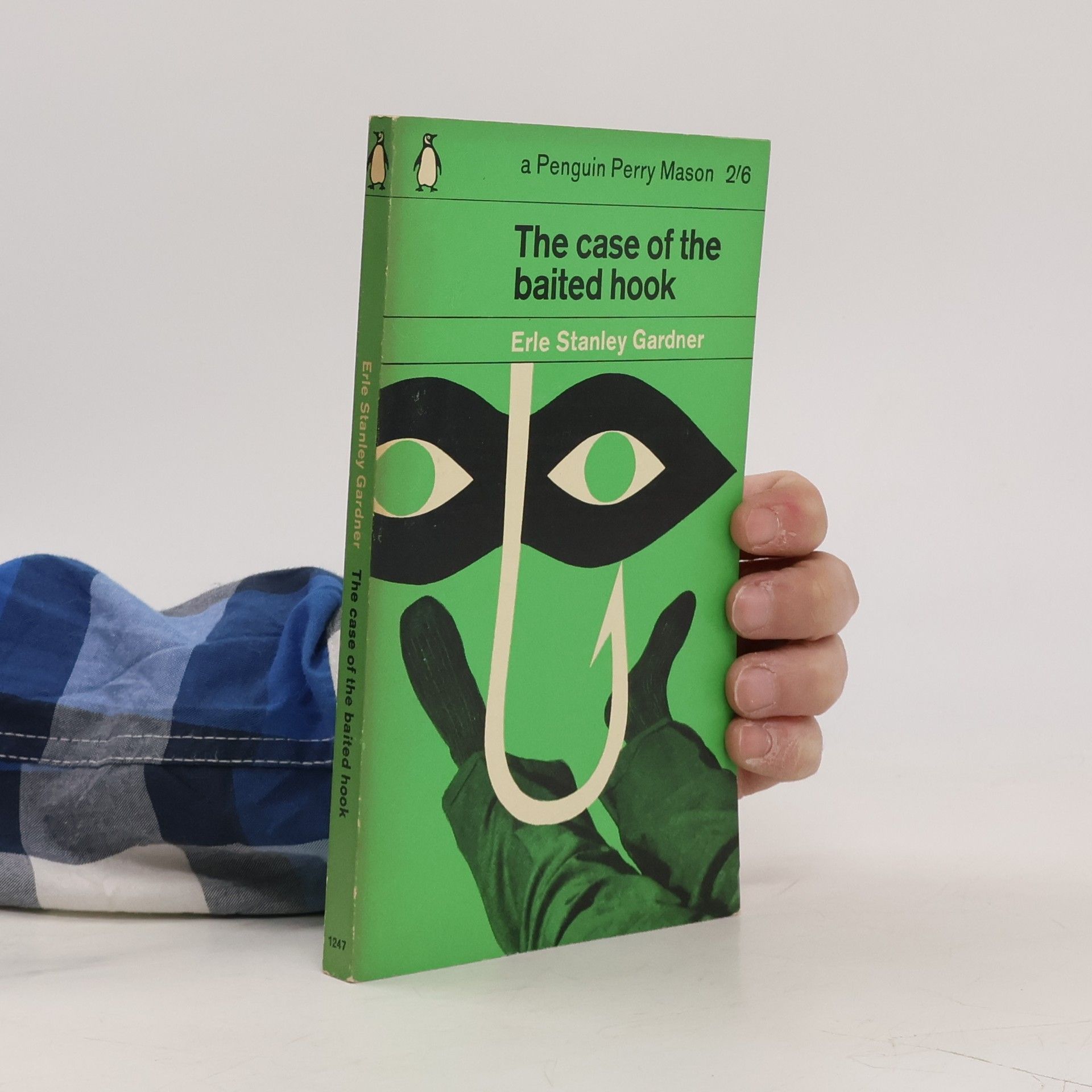 Erle Stanley Gardner The case of the baited hook