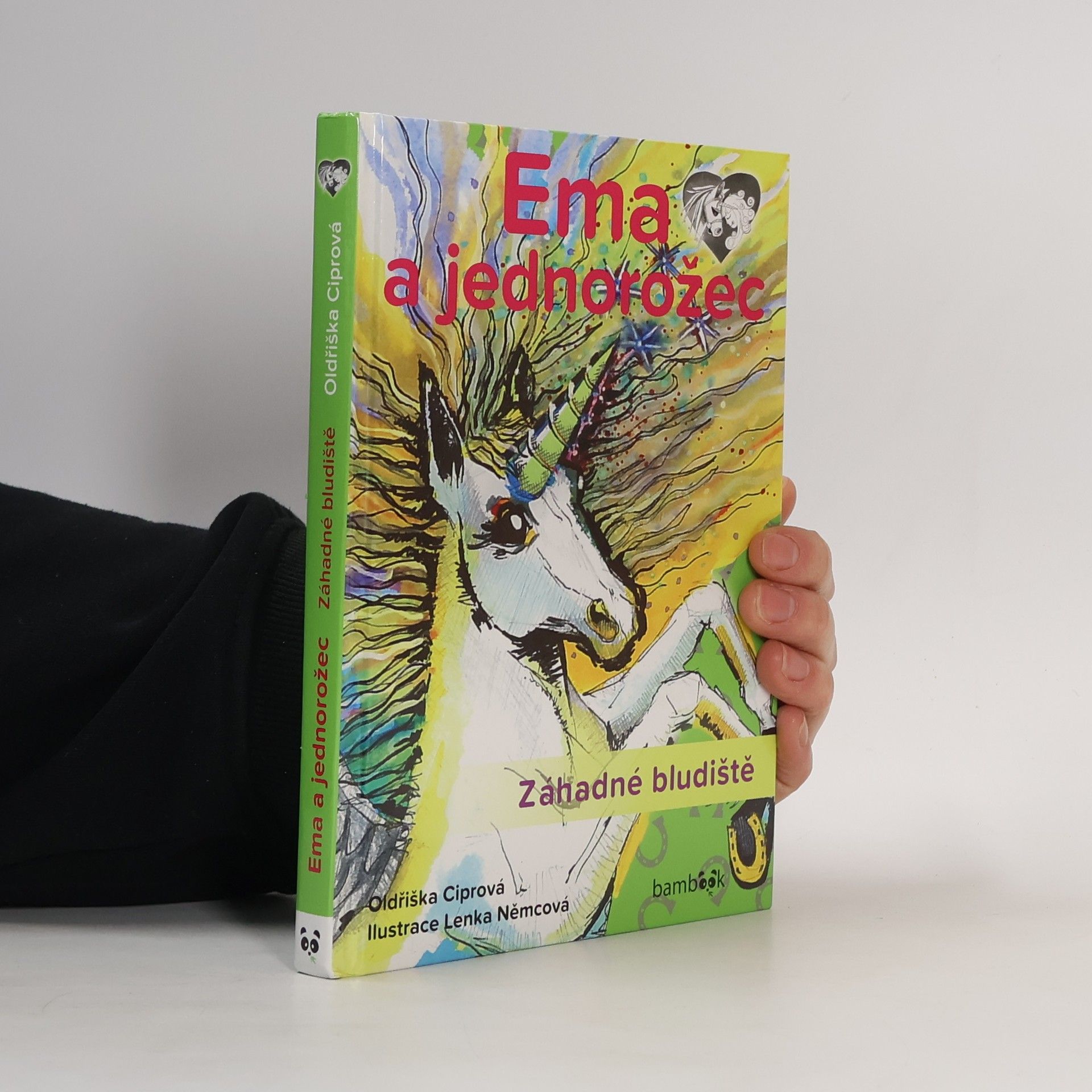 Oldřiška Lišková Ema a jednorožec. Záhadné bludiště