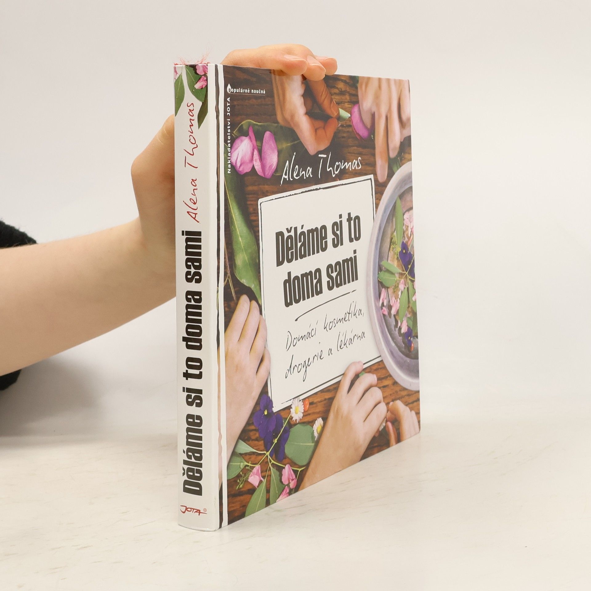 Alena Thomas Děláme si to doma sami