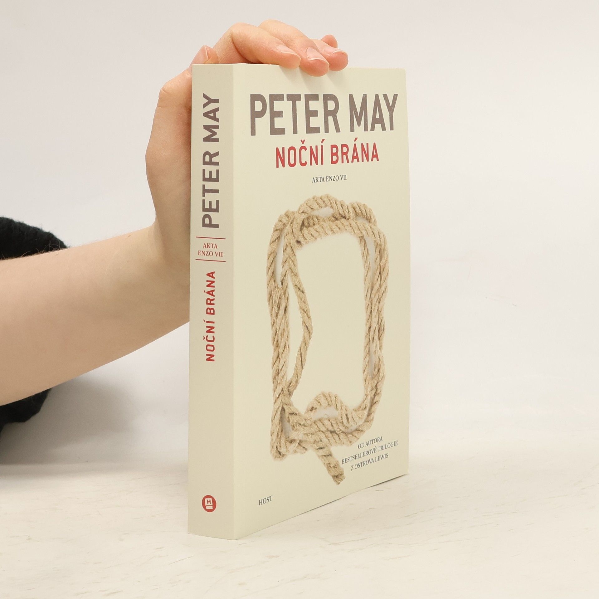 Peter May Noční brána