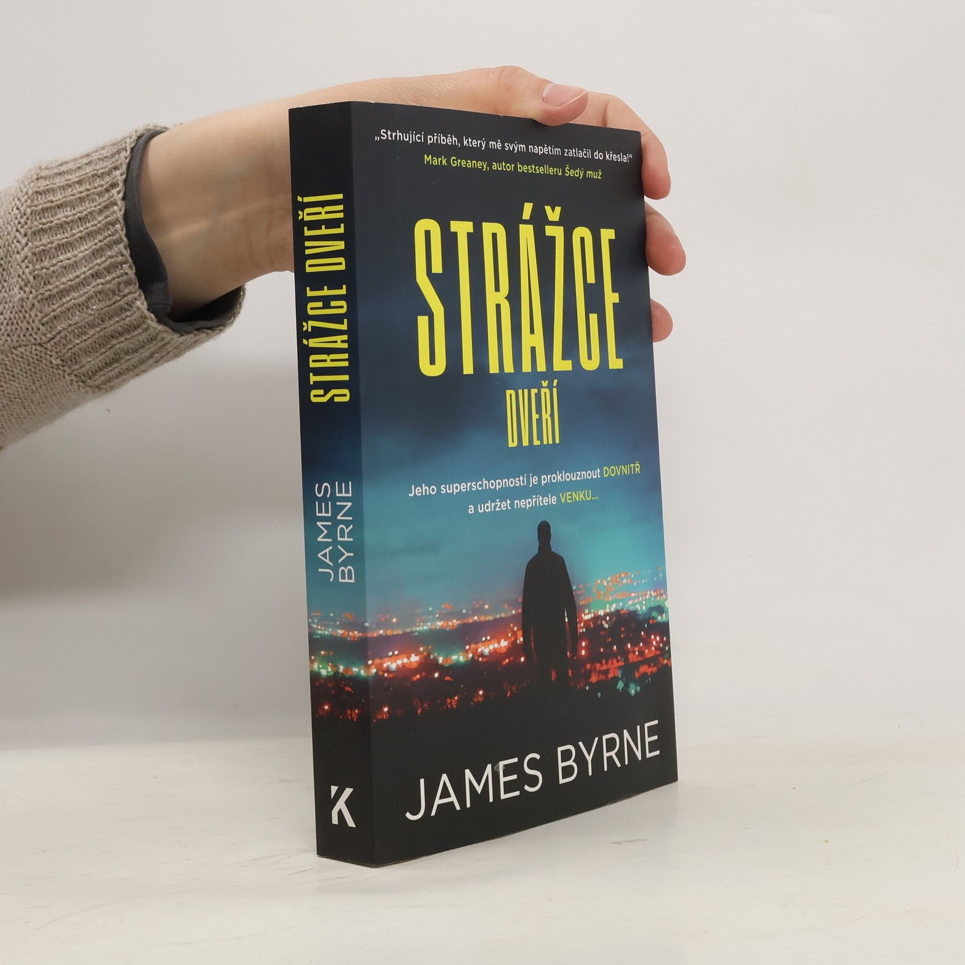 James Byrne Strážce dveří