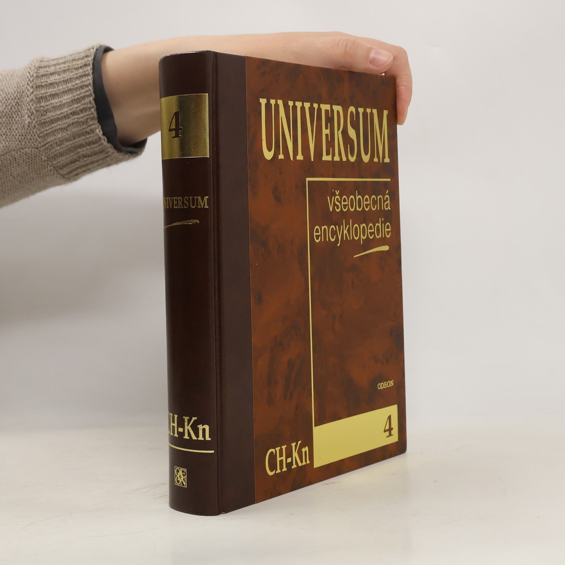 Various authors Universum 4. Ch-Kn