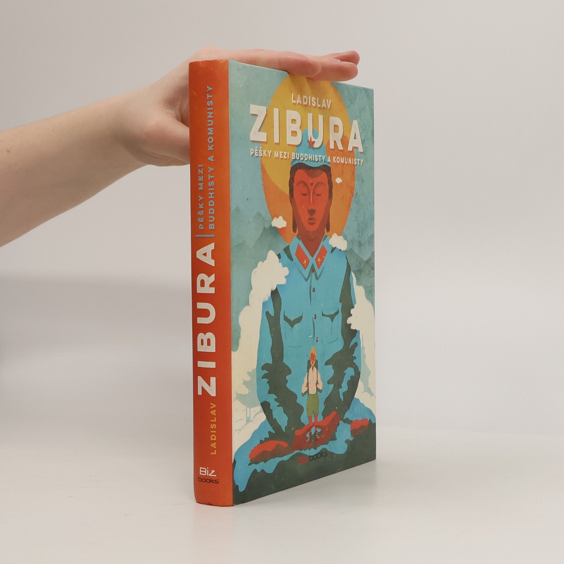 Pěšky mezi buddhisty a komunisty