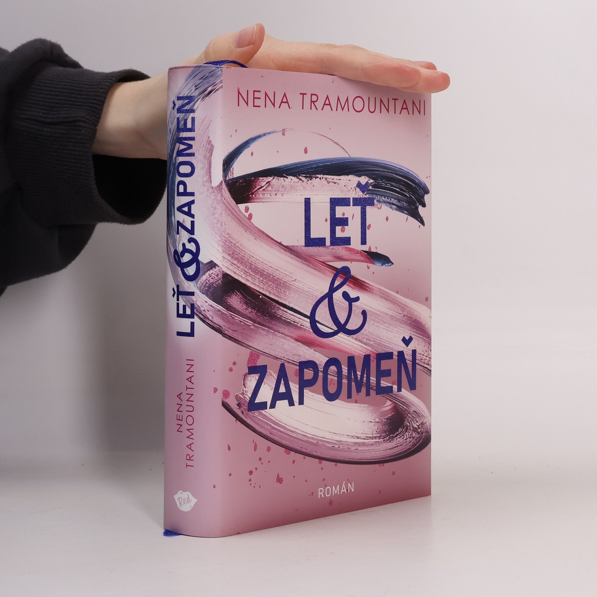 Nena Tramountani Leť & zapomeň