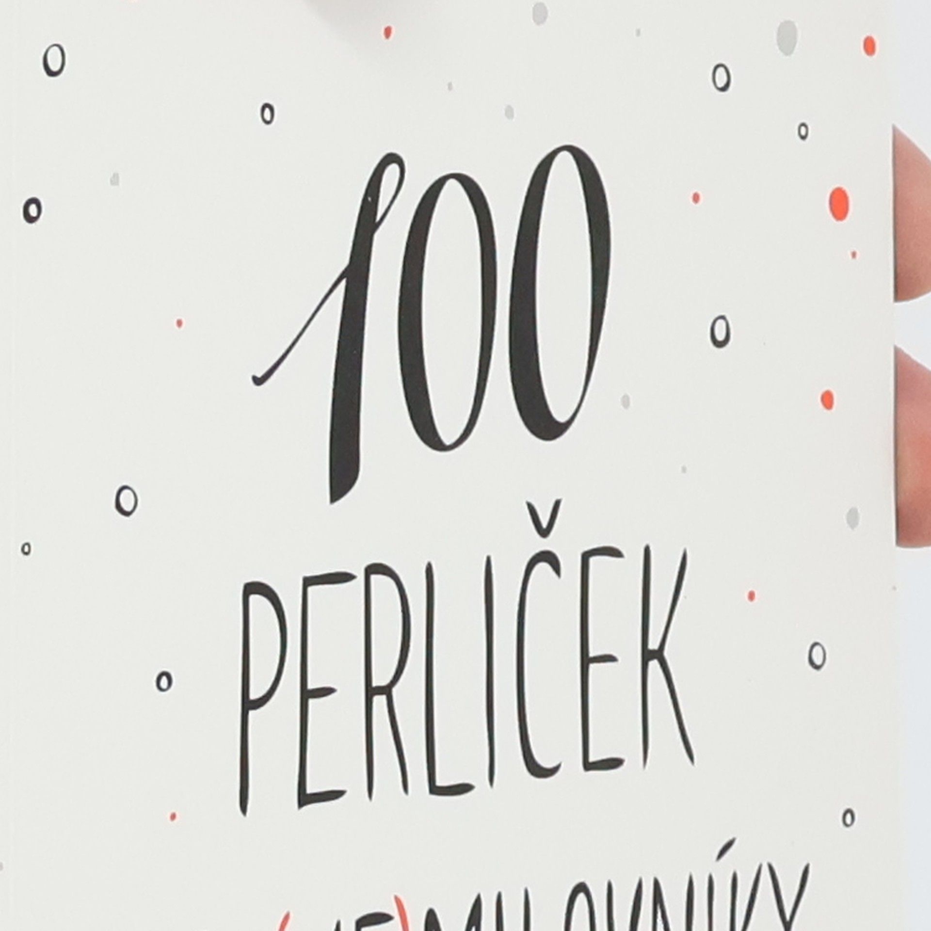 Karla Tchawou Tchuisseu 100 perliček pro (ne)milovníky češtiny