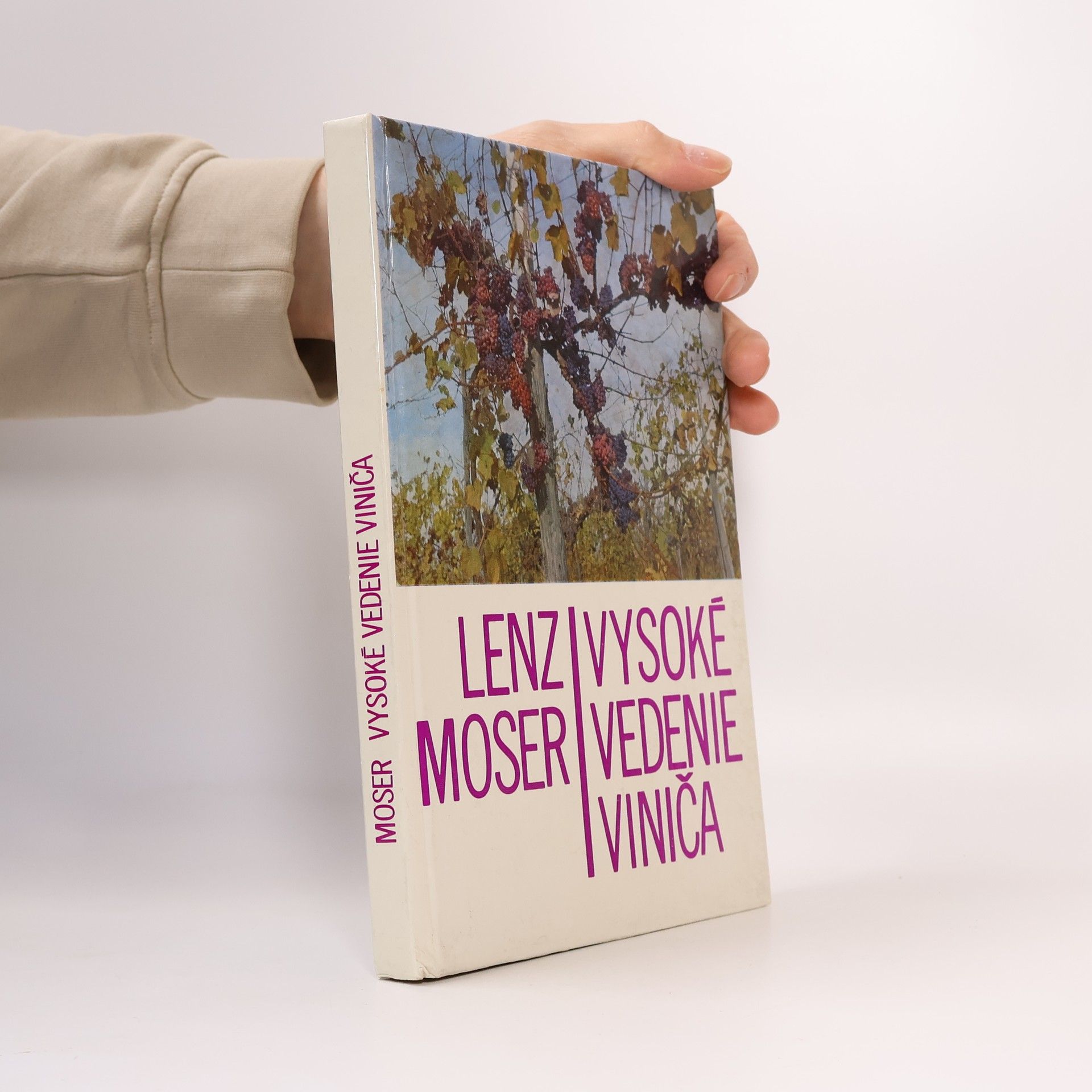 Lens Moser Vysoké vedenie viniča