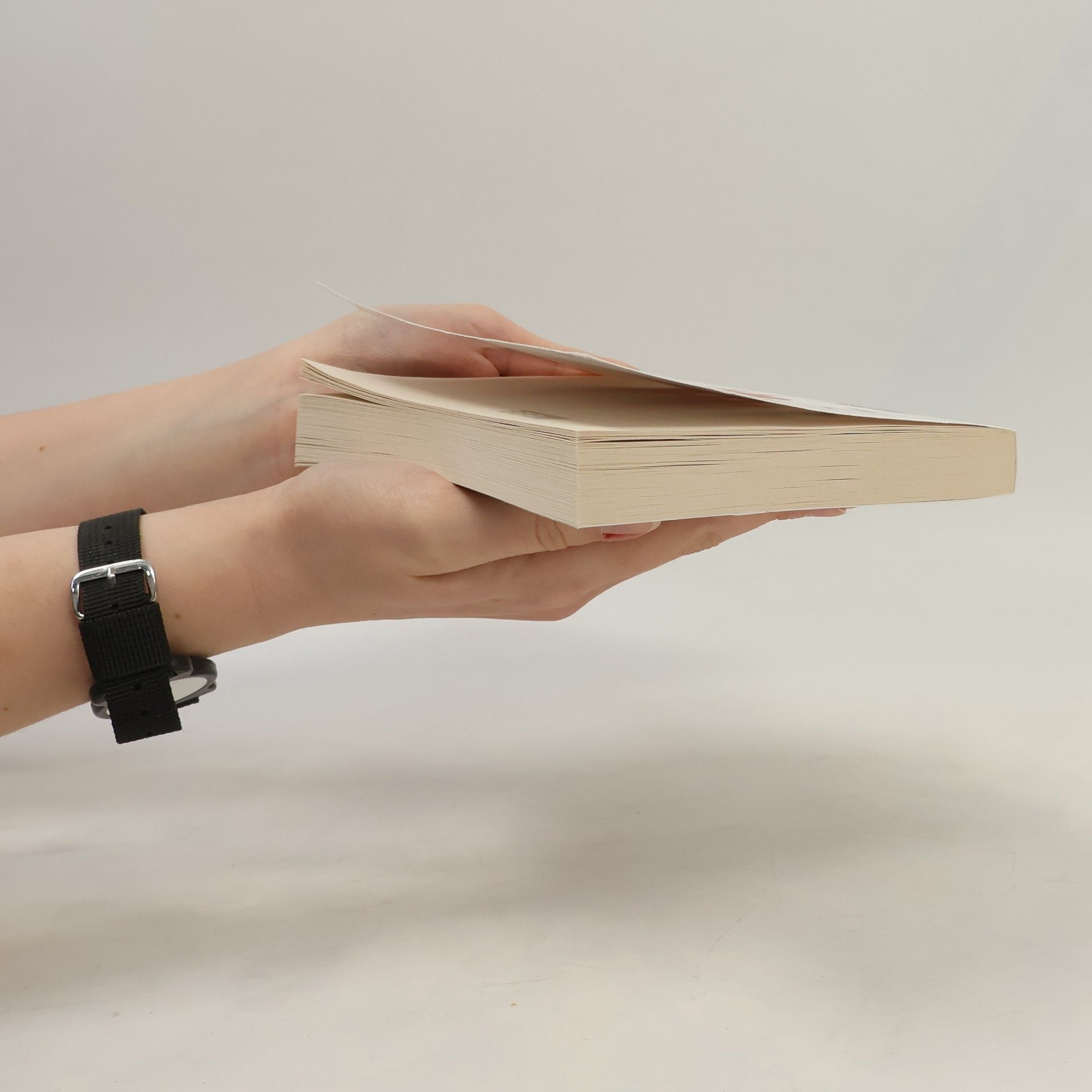 Marie Kondo Magic cleaning