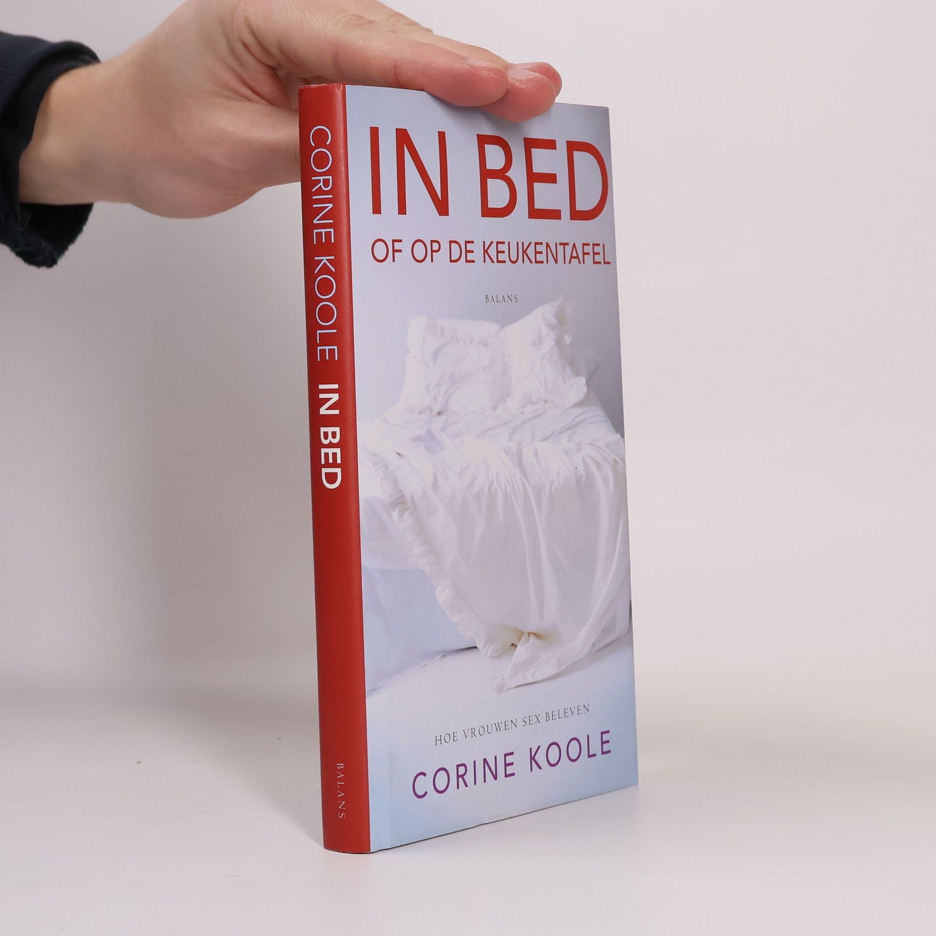 Corine Koole In bed of op de keukentafel