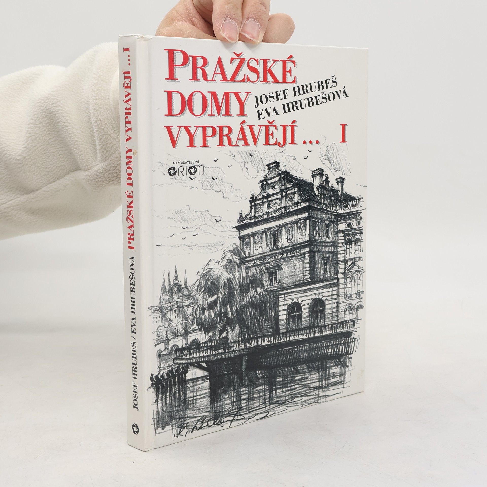 Eva Hrubešová Pražské domy vyprávějí...