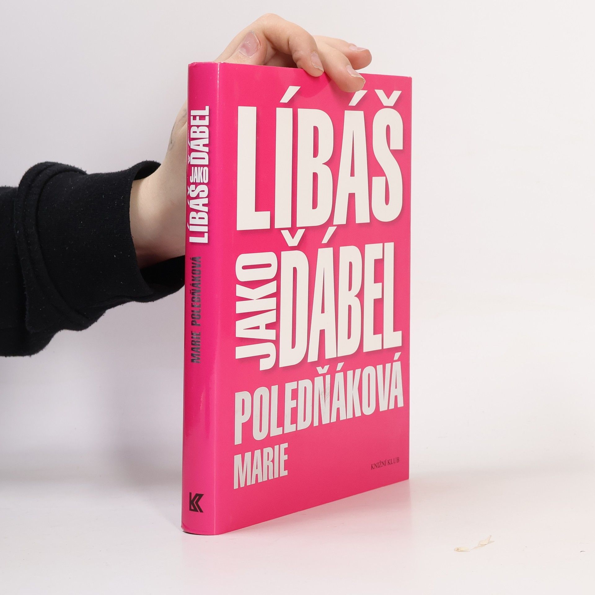 Marie Poledňáková Líbáš jako ďábel