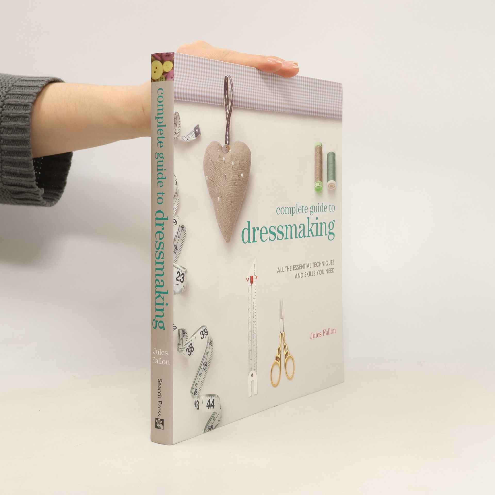 Jules Fallon Complete Guide to Dressmaking