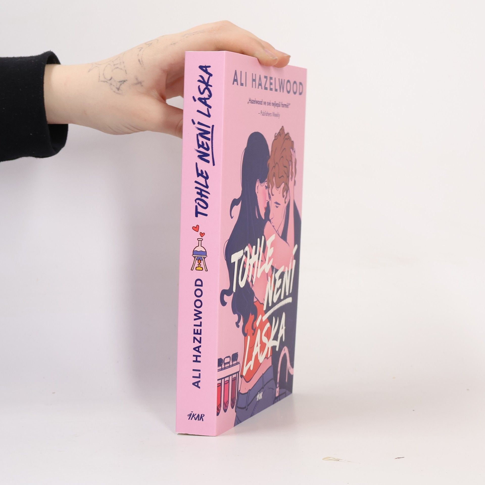 Ali Hazelwood Tohle není láska