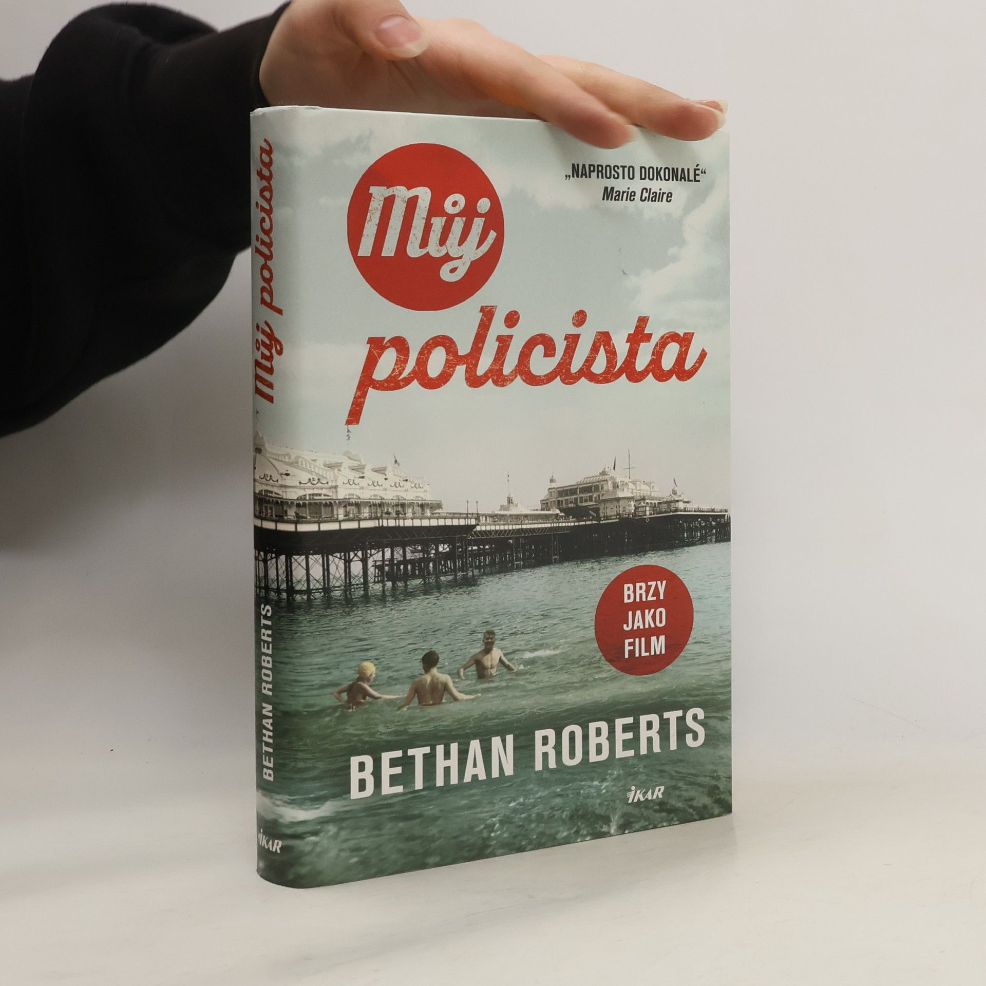 Bethan Roberts Můj policista