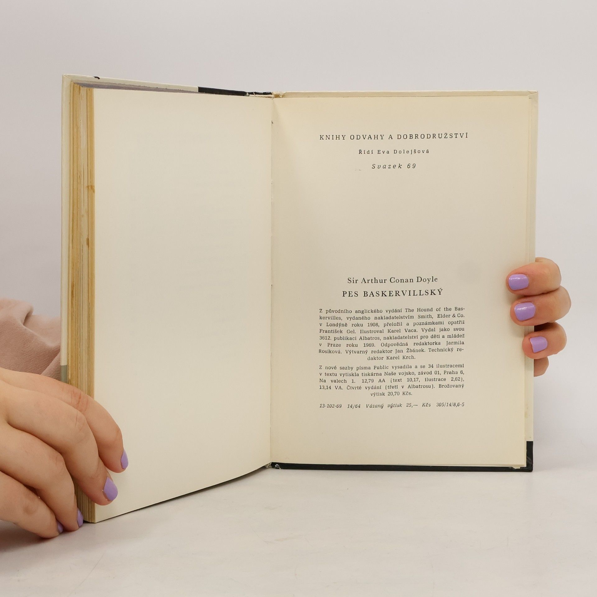 Arthur Conan Doyle Pes baskervillský