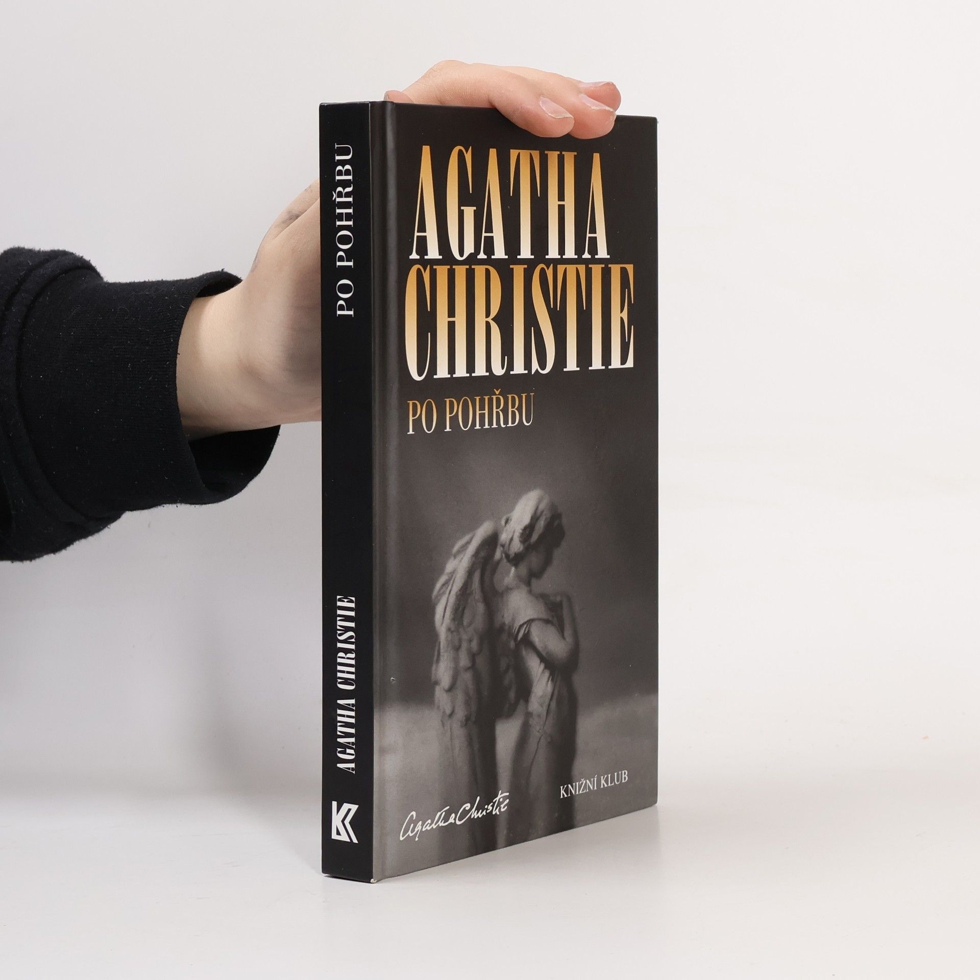 Agatha Christie Po pohřbu