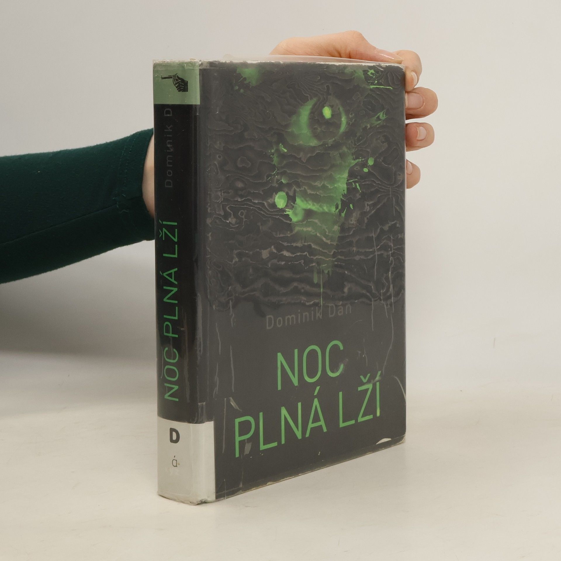 Dominik Dán Noc plná lží