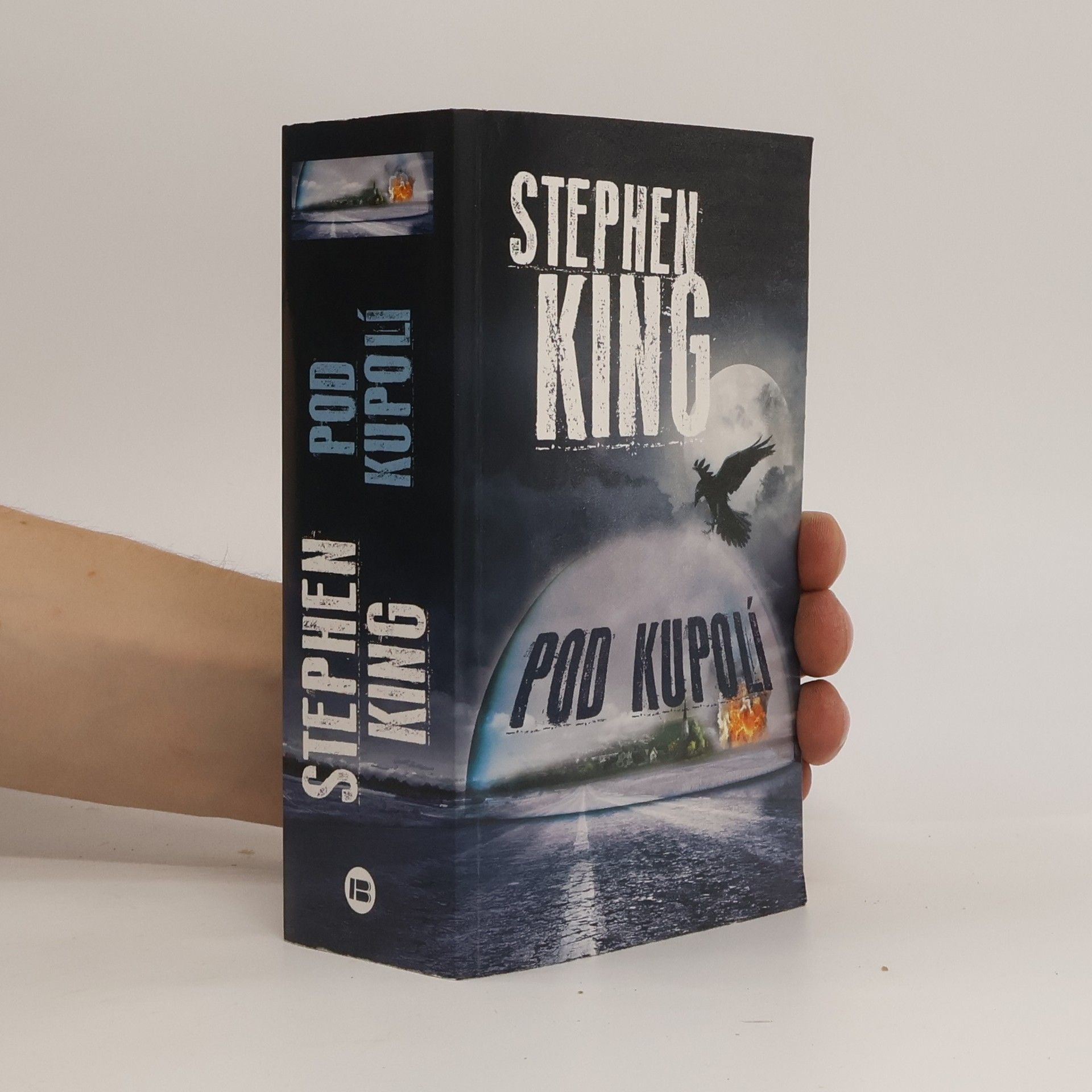 Stephen King Pod kupolí