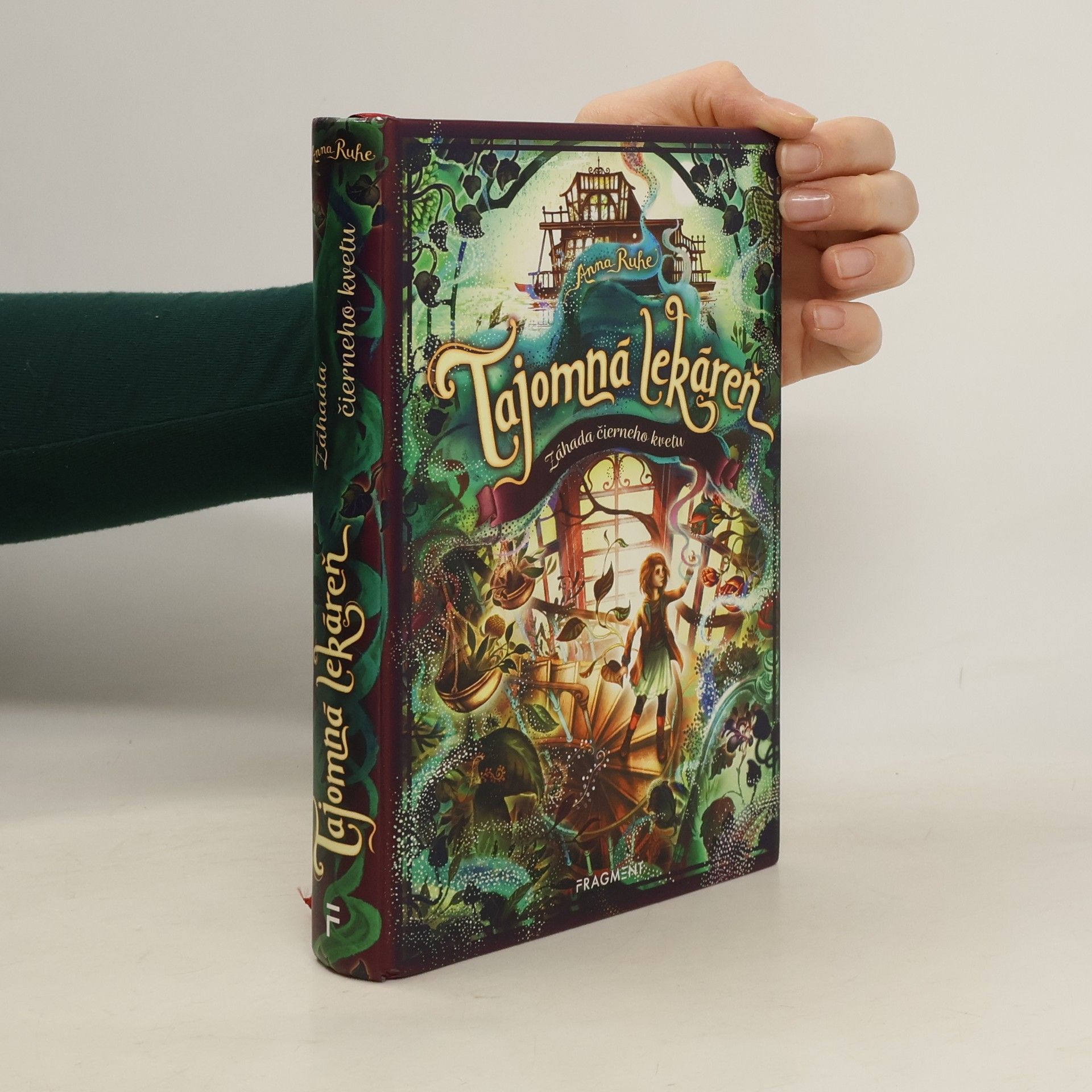 Anna Ruhe Tajomná lekáreň: Záhada čierneho kvetu