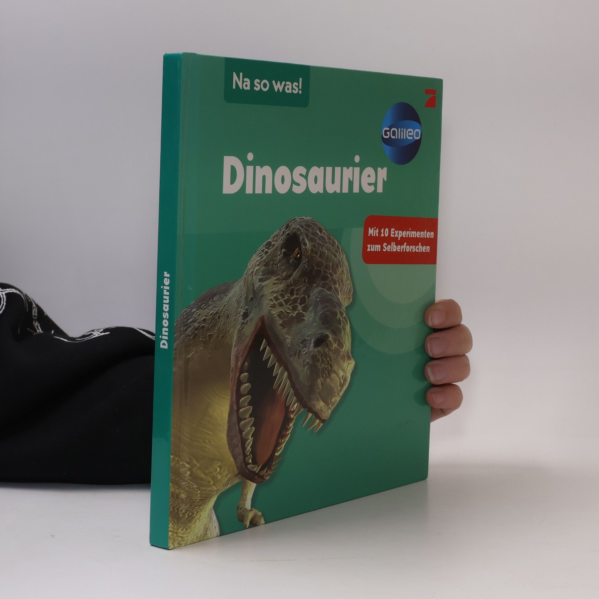 AA.VV. Dinosaurier