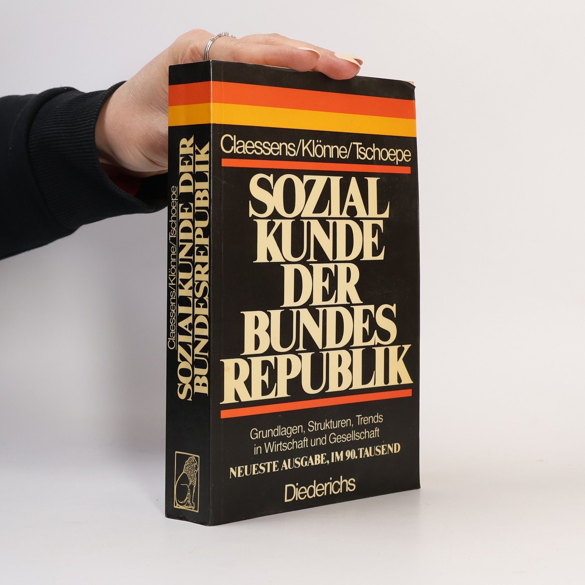 Dieter Claessens Sozialkunde der Bundesrepublik Deutschland