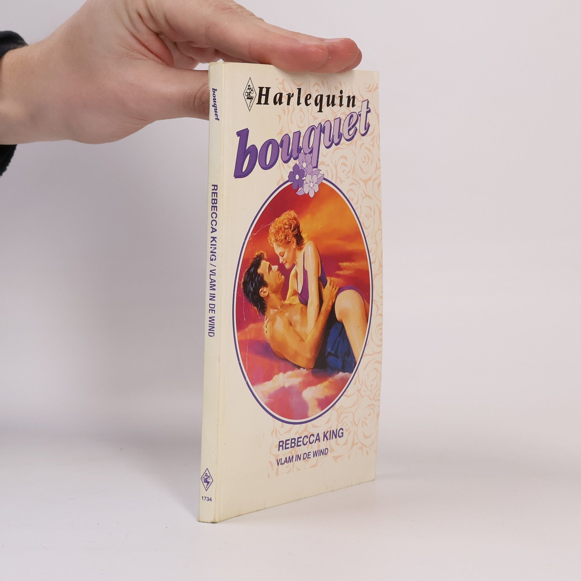 Harlequin Bouquet - 1734: Vlam in de wind