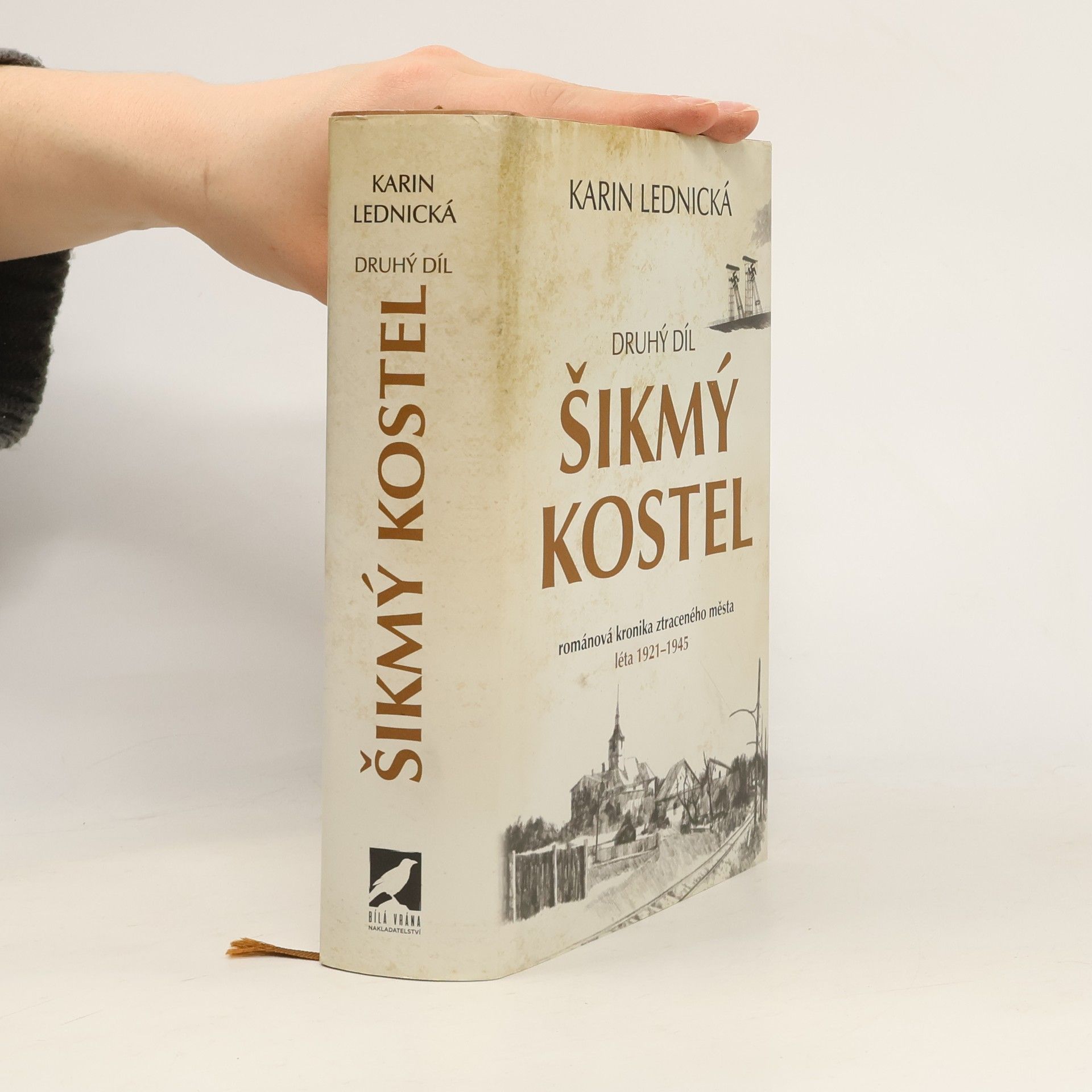 Karin Lednická Šikmý kostel 2