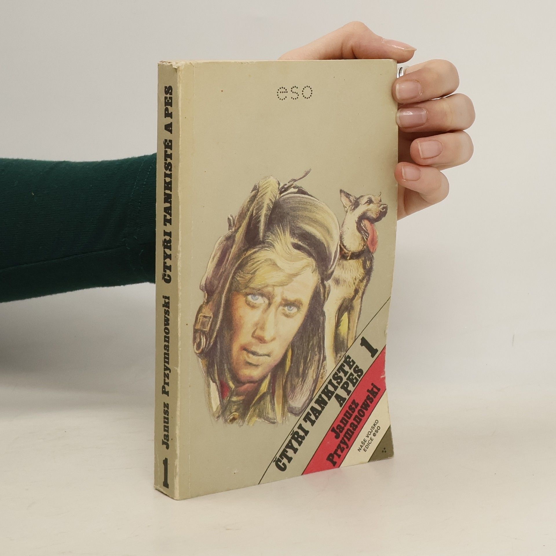 Janusz Przymanowski Čtyři tankisté a pes 1