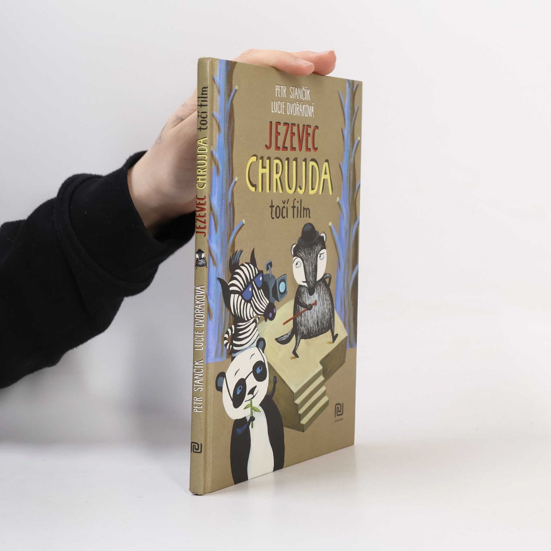 Lucie Dvořáková-Liberdová Jezevec Chrujda točí film