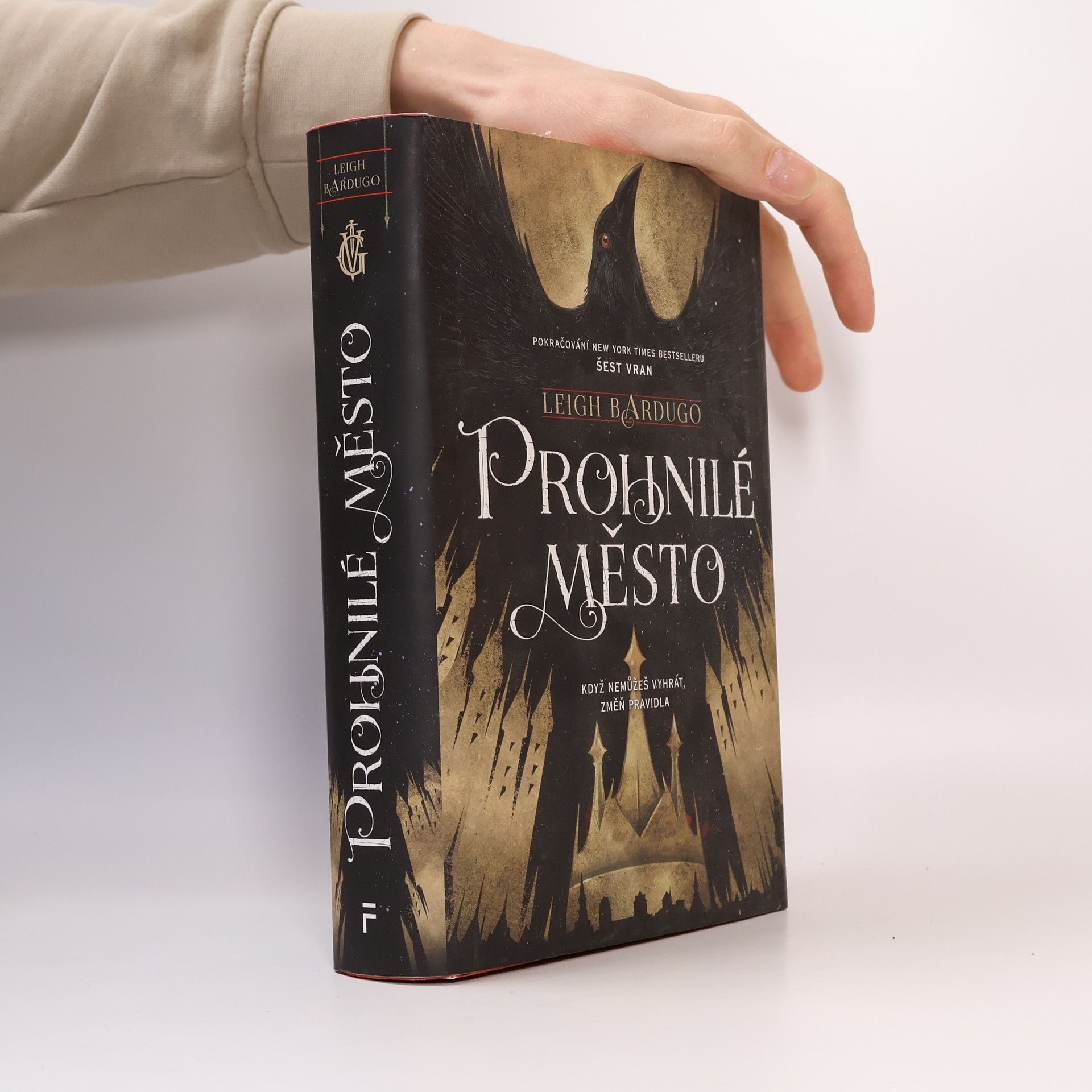 Leigh Bardugo Prohnilé město