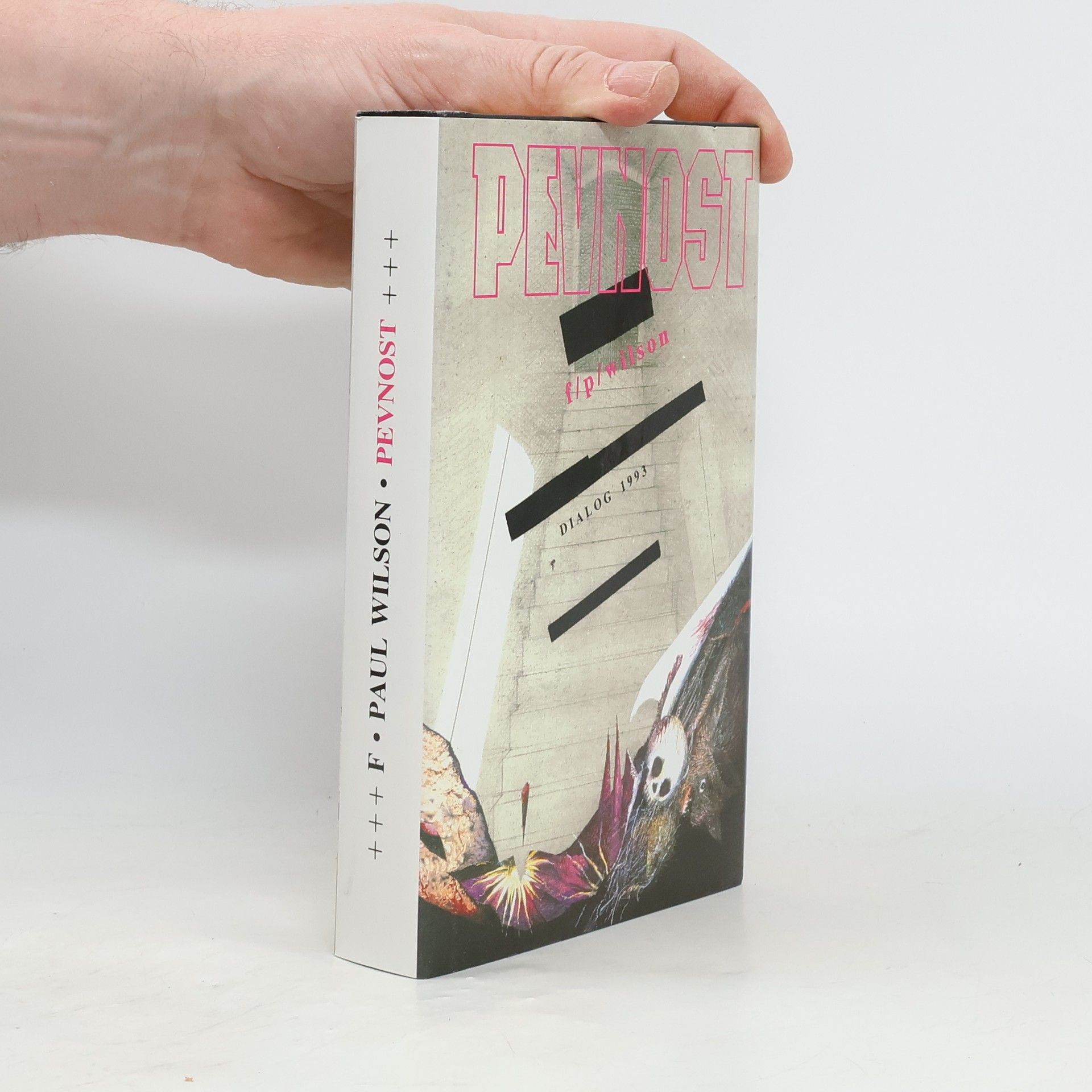 F. Paul Wilson Pevnost