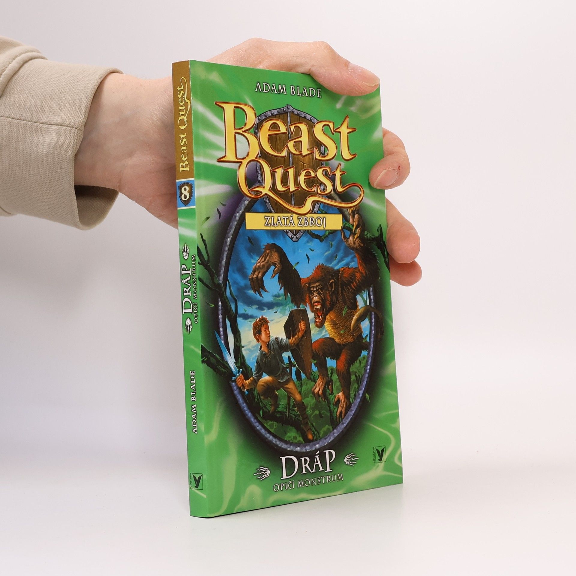 Adam Blade Dráp, opičí monstrum