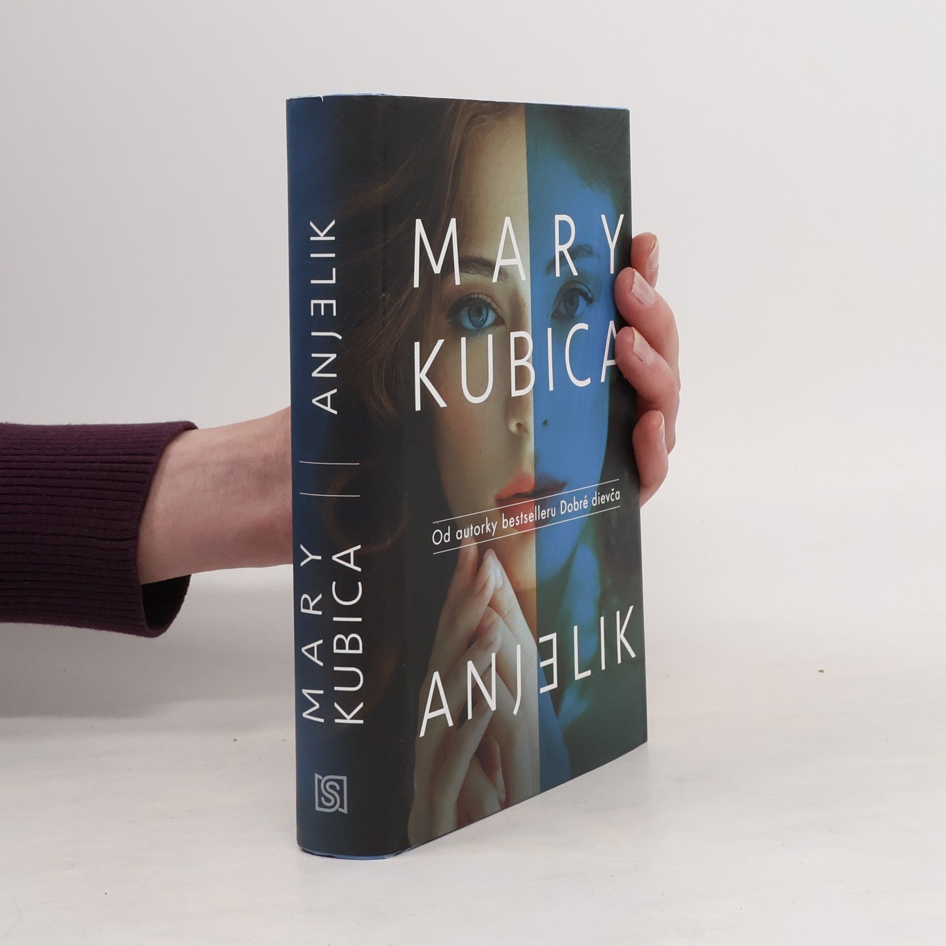Mary Kubica Anjelik
