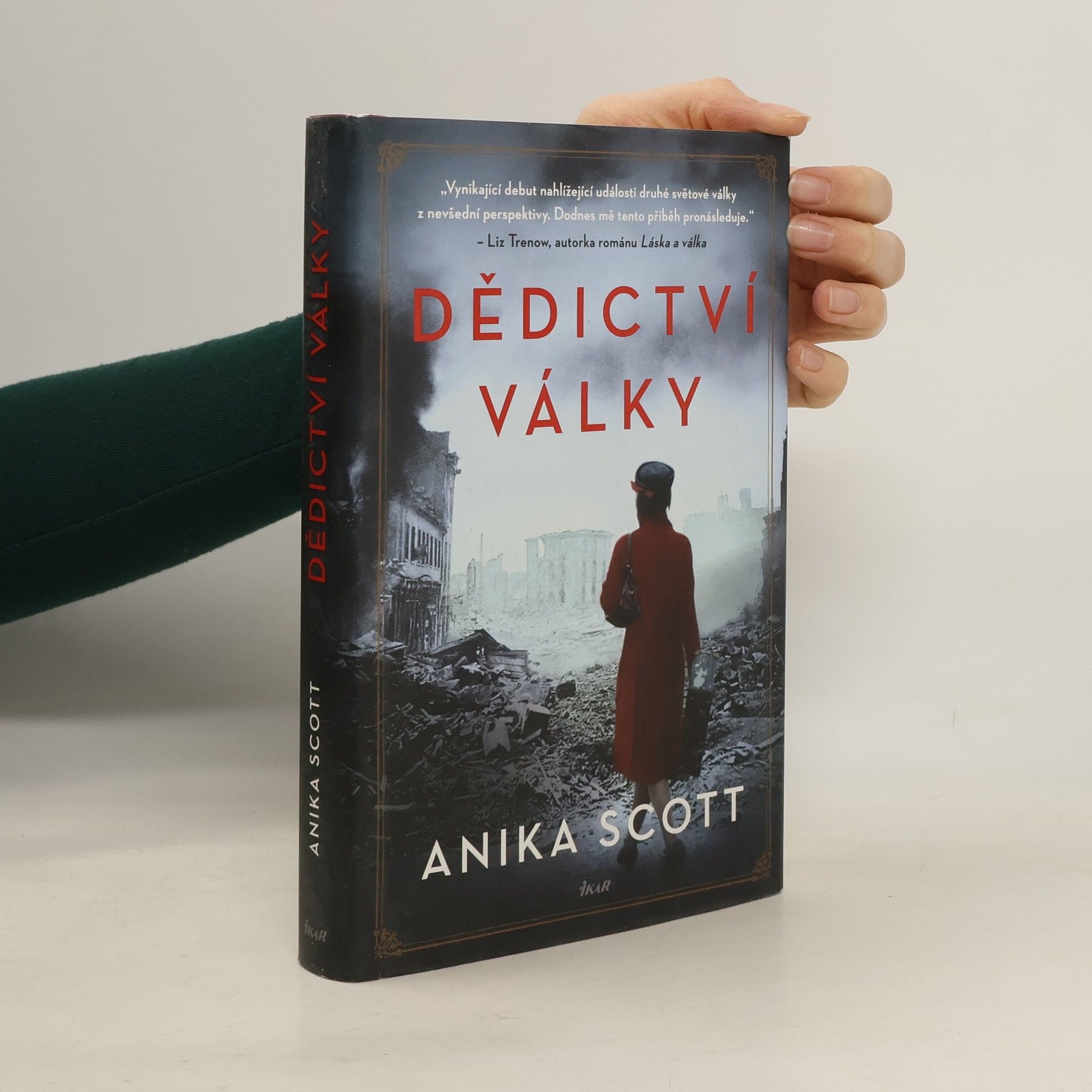 Anika Scott Dědictví války