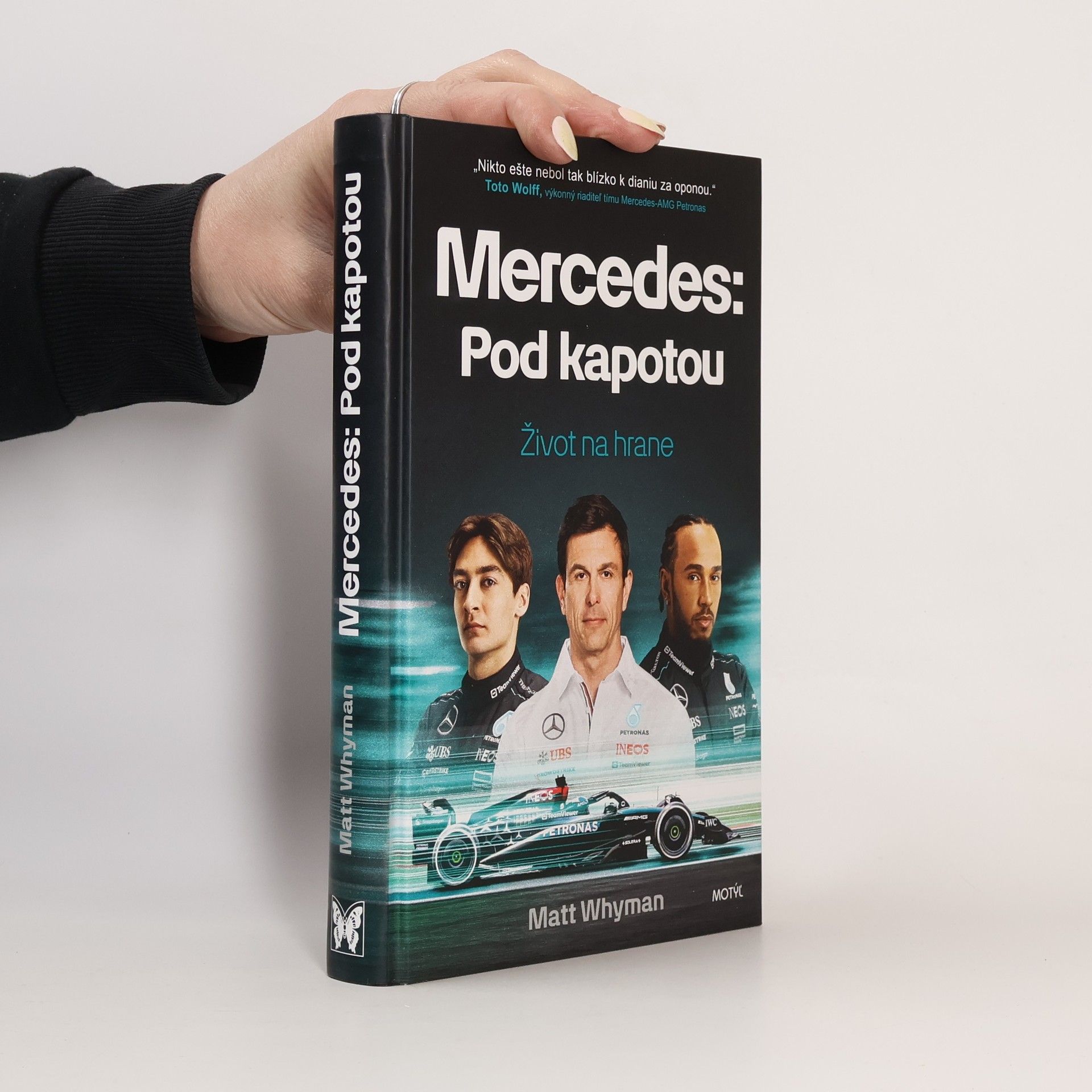 Matt Whyman Mercedes Pod kapotou