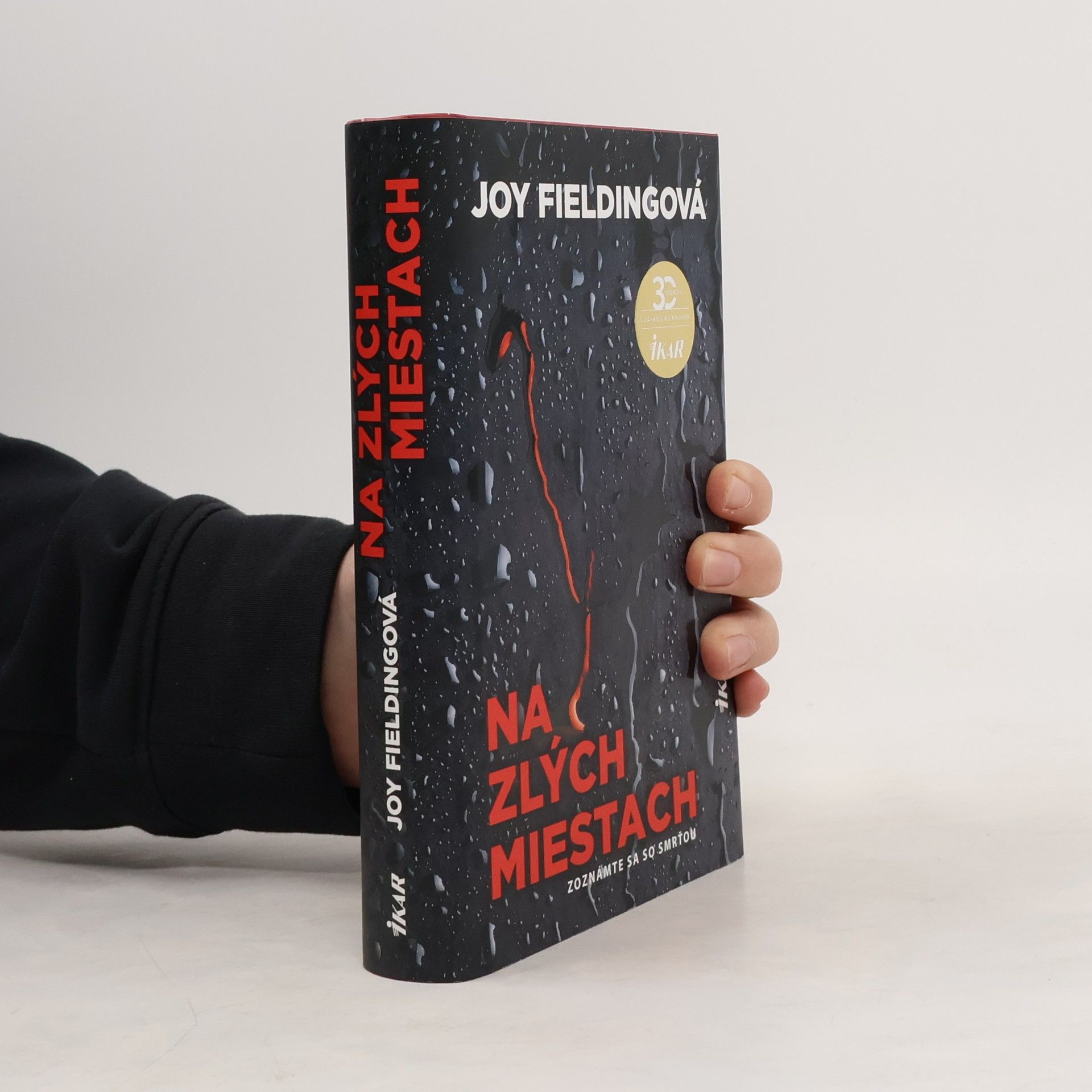 Joy Fielding Na zlých miestach