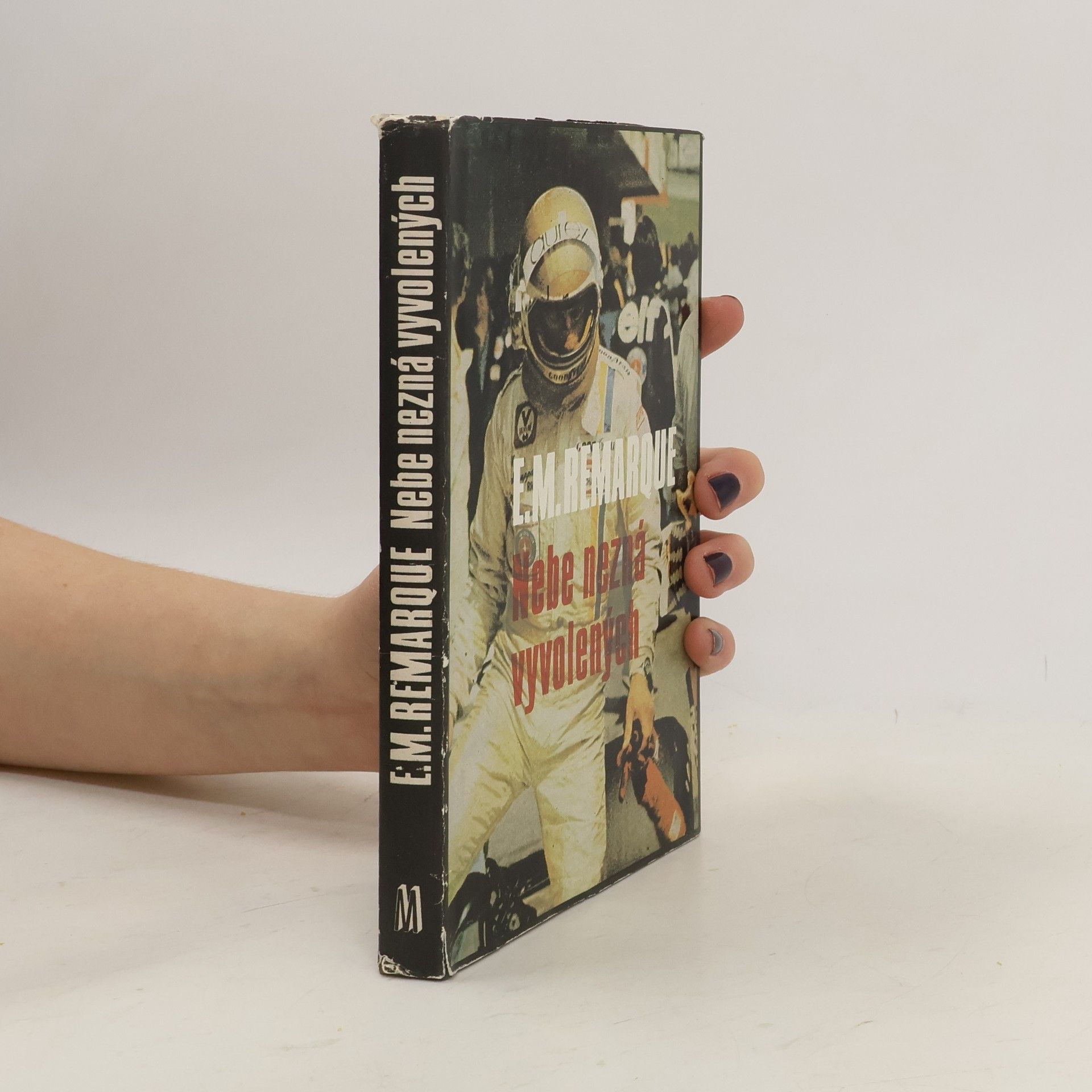 Erich Maria Remarque Nebe nezná vyvolených