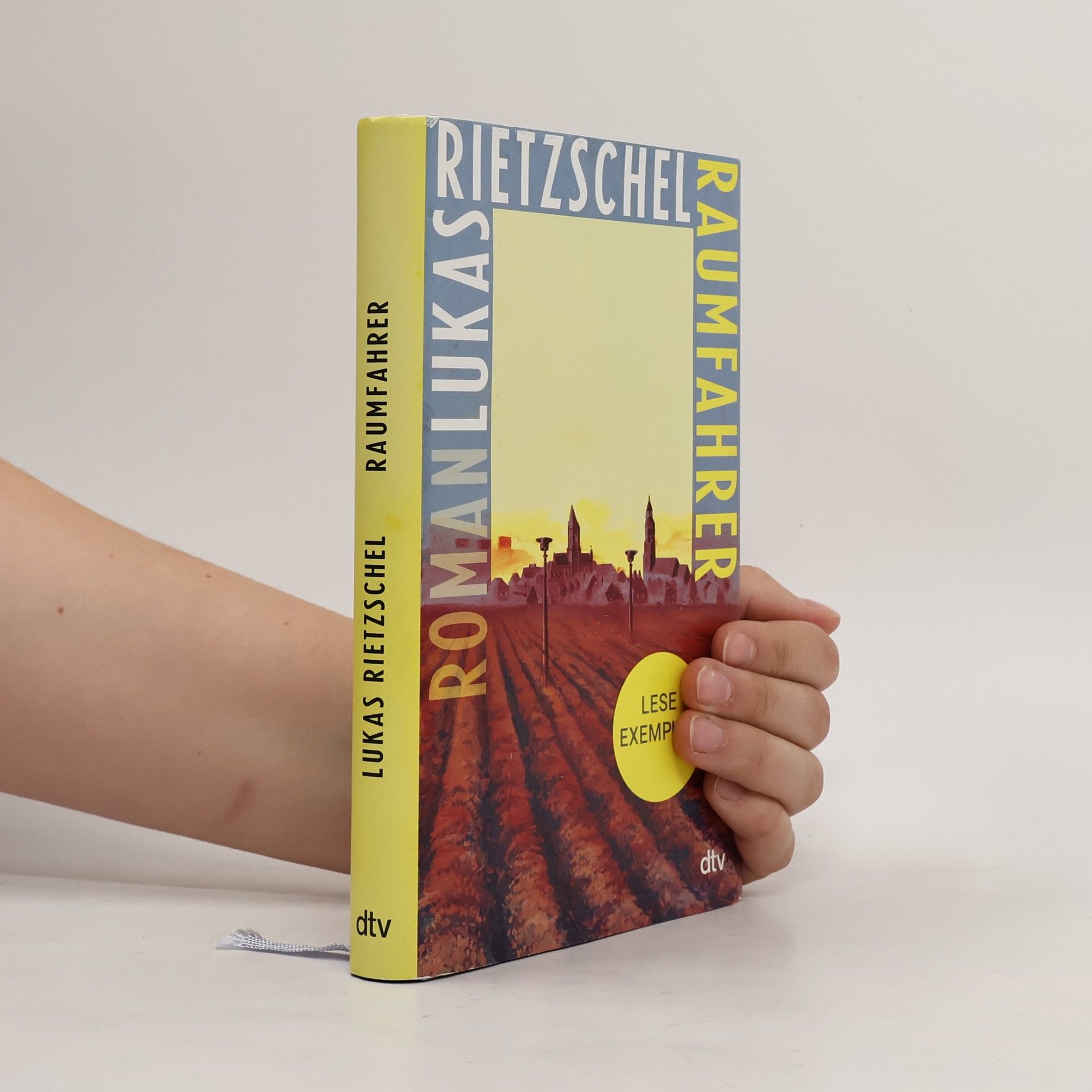 Lukas Rietzschel Raumfahrer