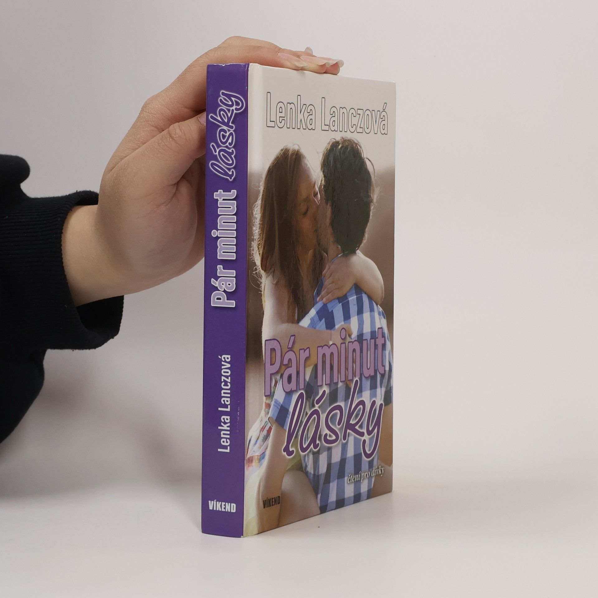 Lenka Lanczová Pár minut lásky