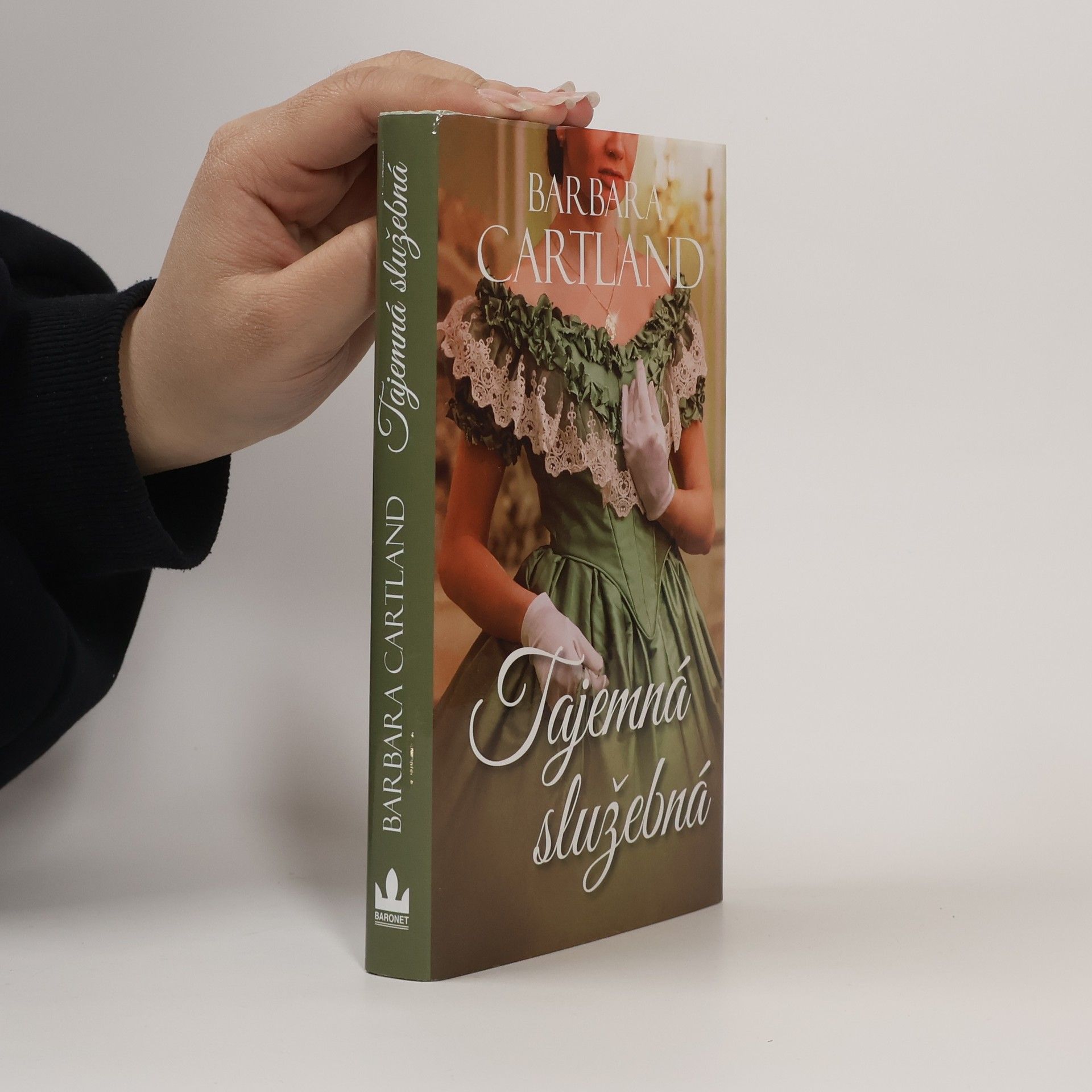 Barbara Cartland Tajemná služebná