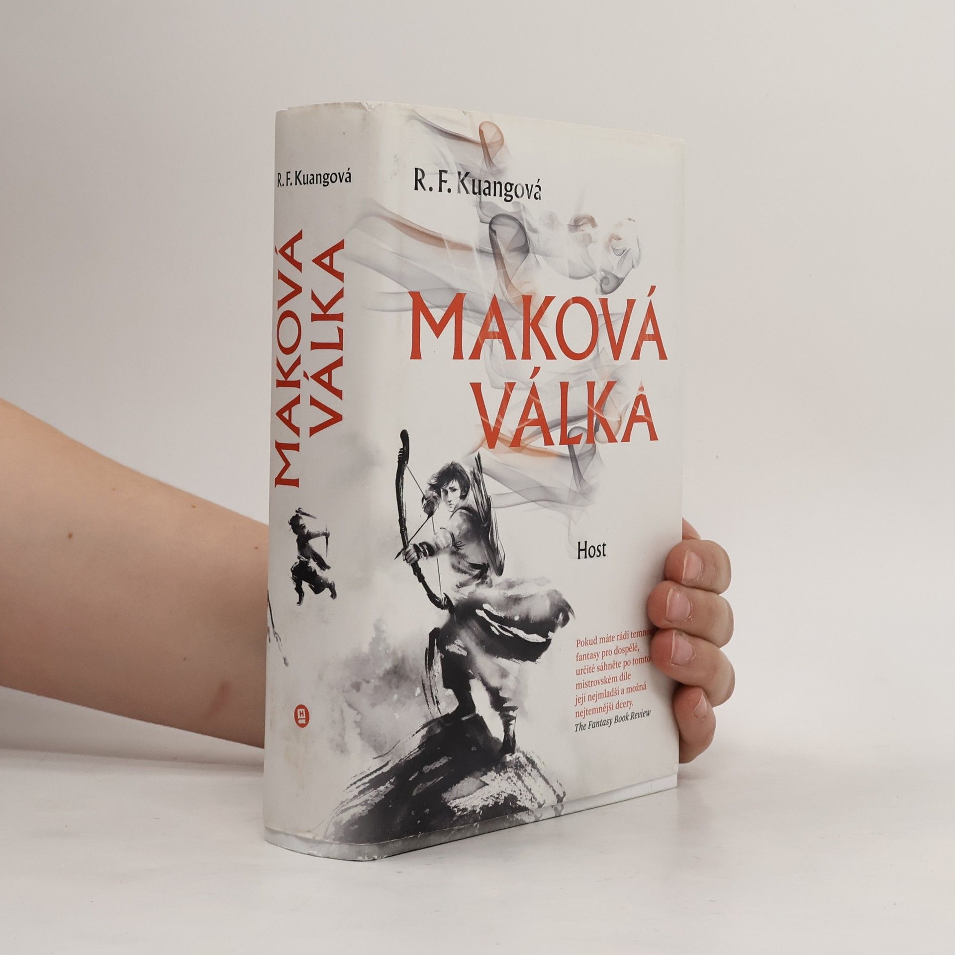 Rebecca Kuang Maková válka