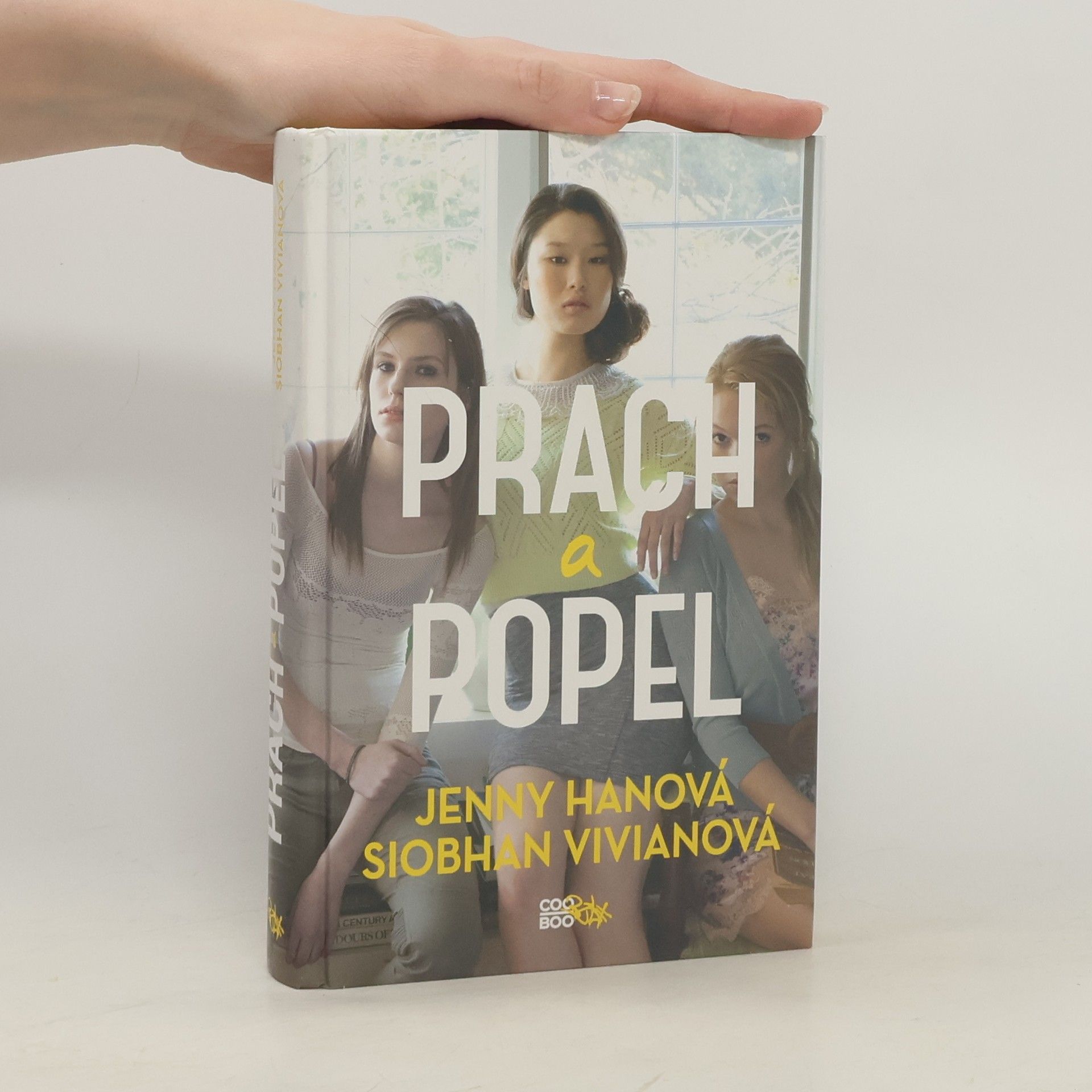 Jenny Han Prach a popel
