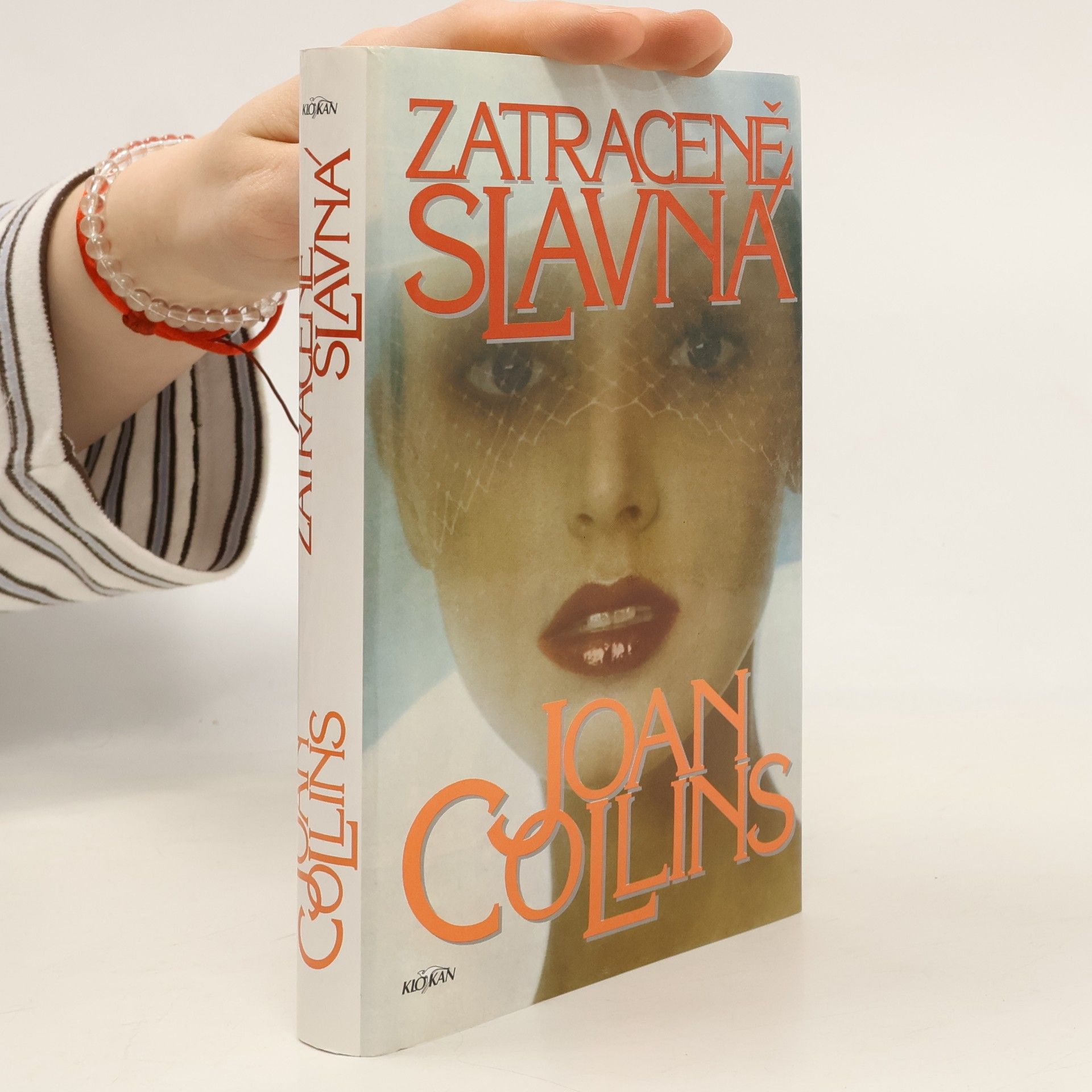 Joan Collins Zatraceně slavná
