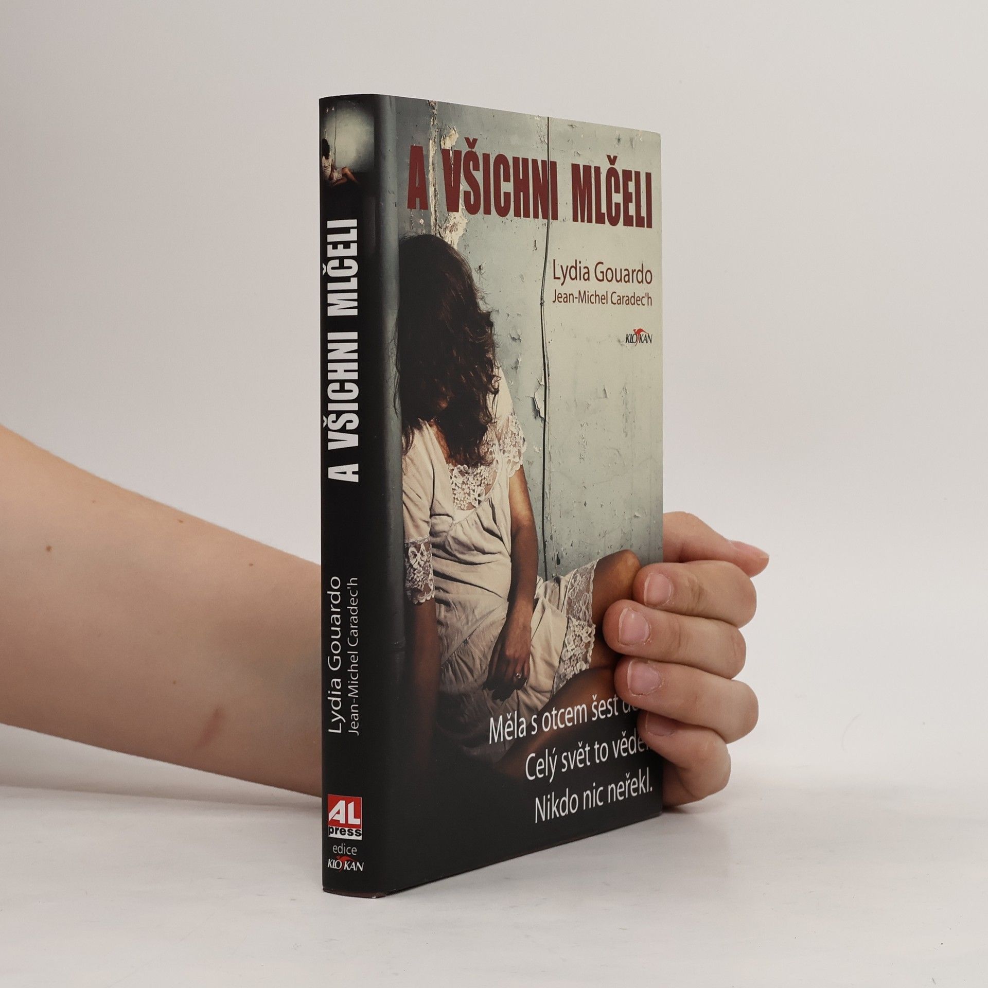 JeanMichel Caradec\'h A všichni mlčeli