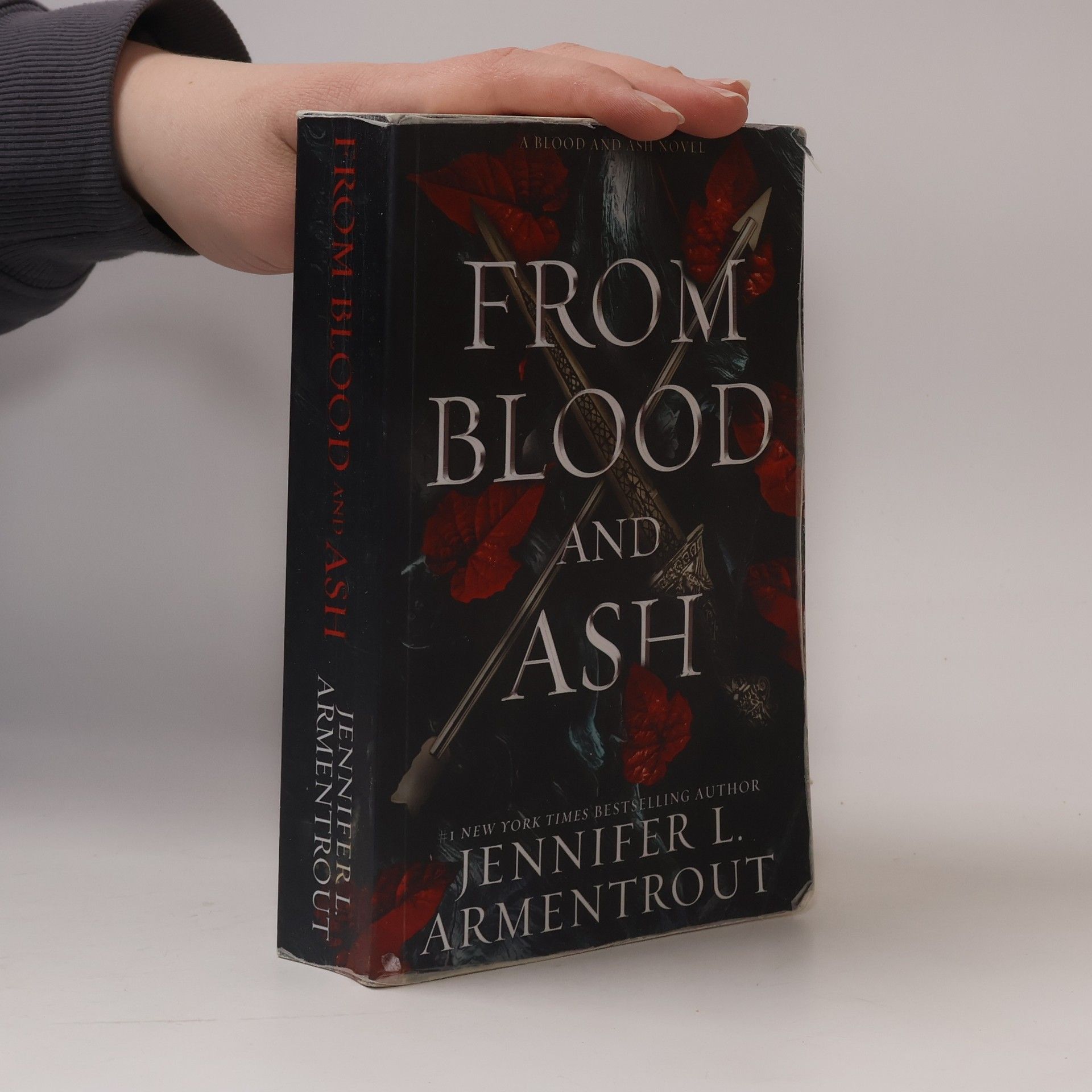 Jennifer L. Armentrout From Blood and Ash