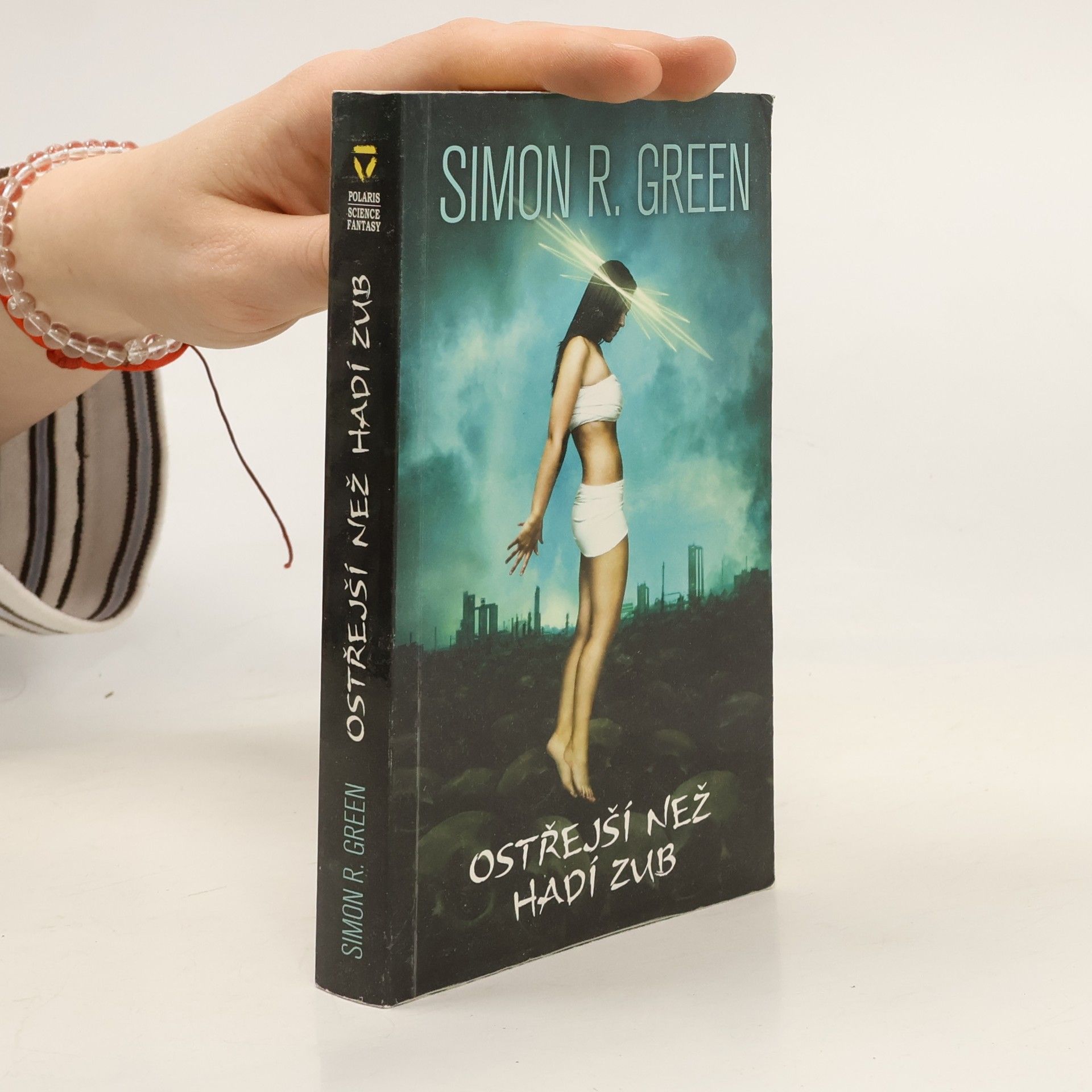 Simon R. Green Ostřejší než hadí zub