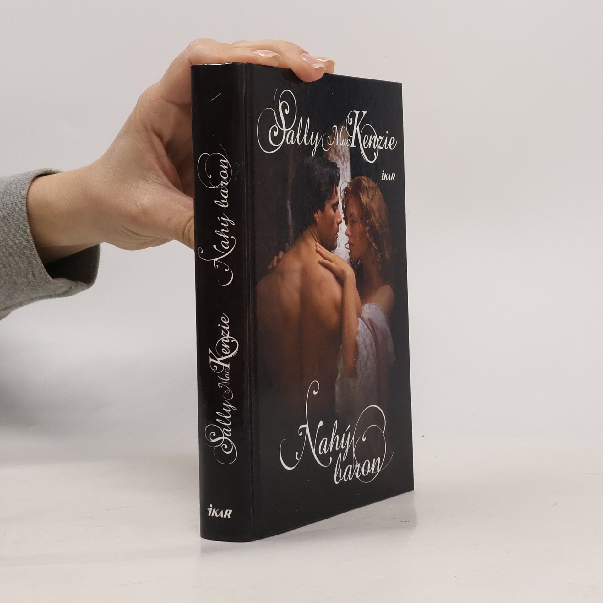 Sally MacKenzie Nahý baron