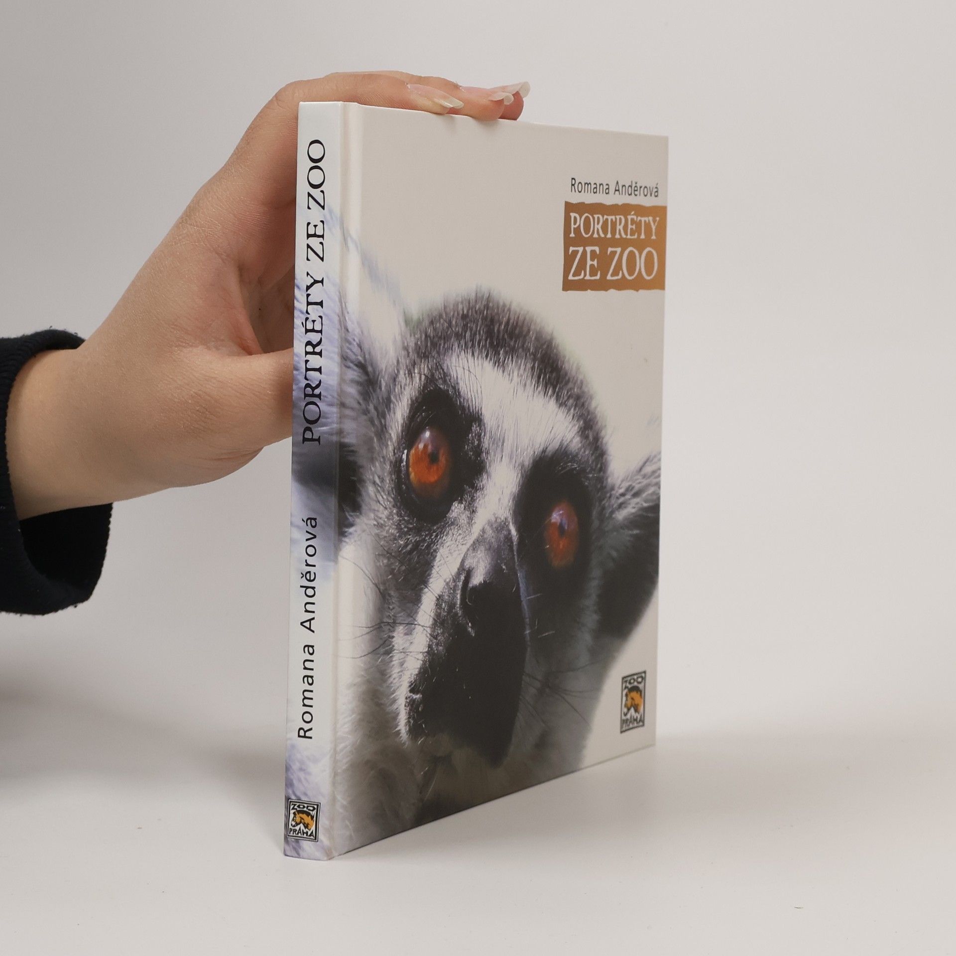 Romana Anděrová Portréty ze ZOO